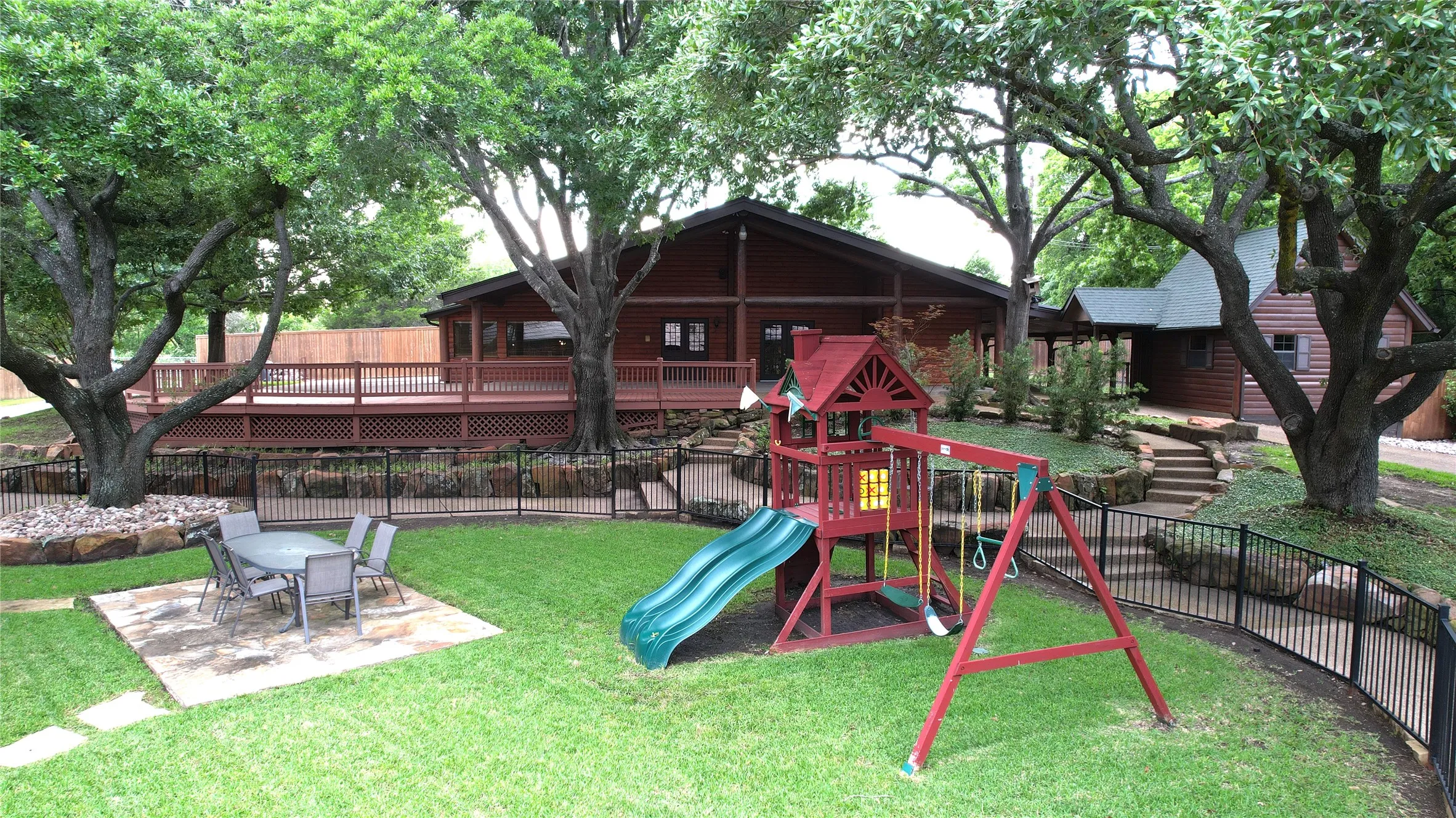 Single Family Residence For Sale in Dallas County , 217 Sunray Lane, Sunnyvale, Texas 75182, 4 Bedroom, 4 Bathroom, 2 Garage spaces, 6,227 Sqft, built in 1987, mls#21286170, Real Estate Agent in Sunnyvale, Homes For Sale in Dallas county, Homes For Sale in Sunnyvale, Realtor in Sunnyvale Texas, Real Estate Brokerage Independent Realty Texas, Luminita Cordes Realtor