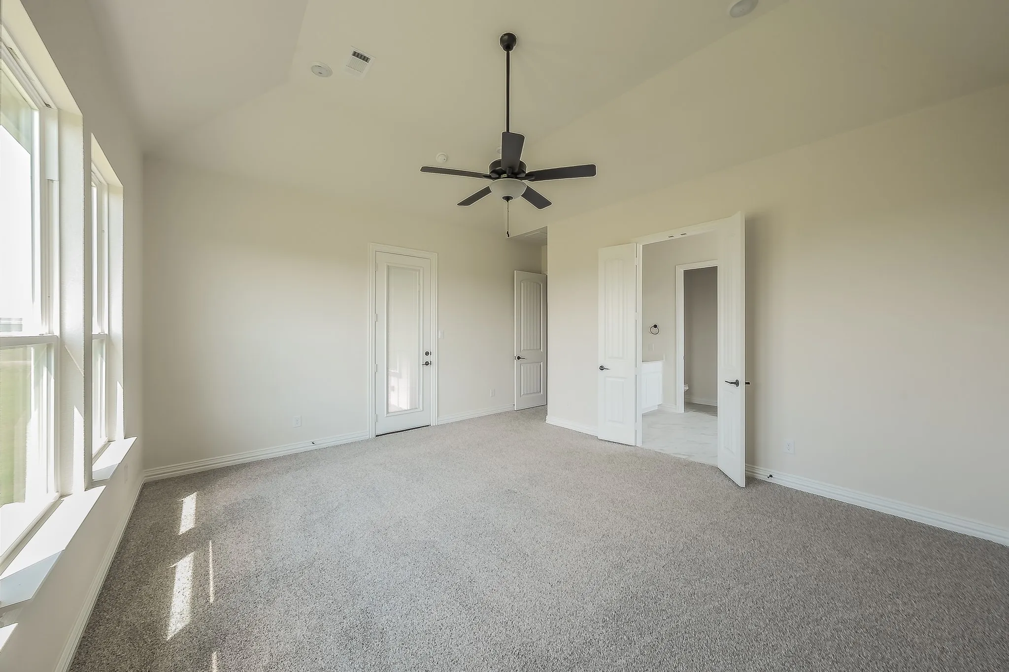 Single Family Residence For Sale in Ellis County , 430 Harvest Time Lane, Venus, Texas 76084, 4 Bedroom, 4 Bathroom, 2 Garage spaces, 2,725 Sqft, built in 2025, mls#21286382, Real Estate Agent in Venus, Homes For Sale in Ellis county, Homes For Sale in Venus, Realtor in Venus Texas, Real Estate Brokerage Independent Realty Texas, Luminita Cordes Realtor
