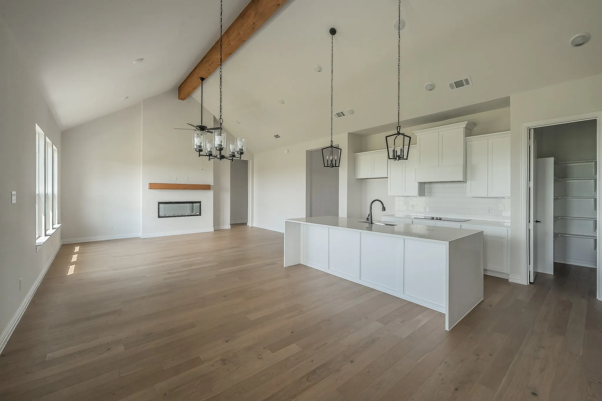 Single Family Residence For Sale in Ellis County , 430 Harvest Time Lane, Venus, Texas 76084, 4 Bedroom, 4 Bathroom, 2 Garage spaces, 2,725 Sqft, built in 2025, mls#21286382, Real Estate Agent in Venus, Homes For Sale in Ellis county, Homes For Sale in Venus, Realtor in Venus Texas, Real Estate Brokerage Independent Realty Texas, Luminita Cordes Realtor