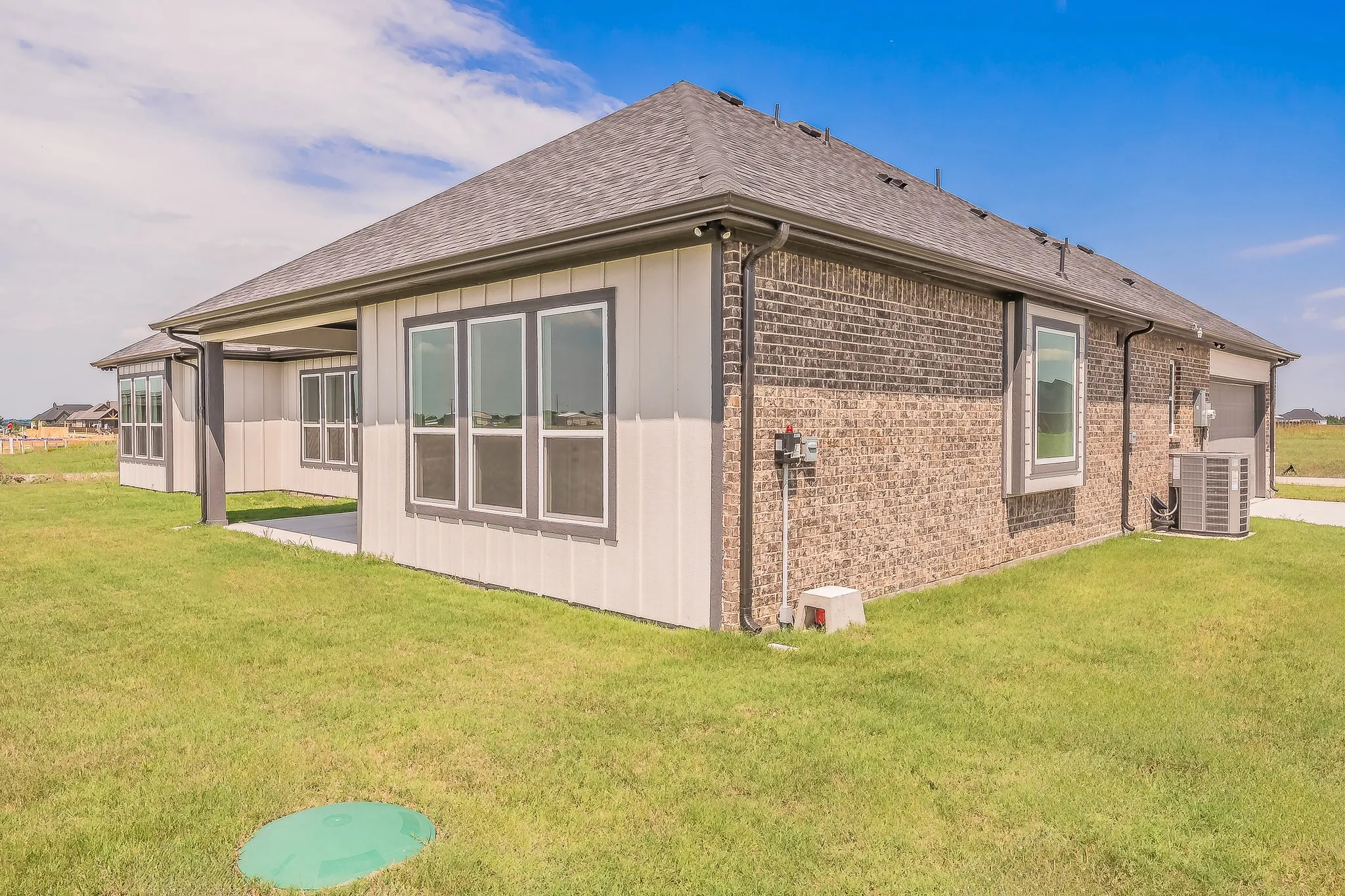Single Family Residence For Sale in Ellis County , 430 Harvest Time Lane, Venus, Texas 76084, 4 Bedroom, 4 Bathroom, 2 Garage spaces, 2,725 Sqft, built in 2025, mls#21286382, Real Estate Agent in Venus, Homes For Sale in Ellis county, Homes For Sale in Venus, Realtor in Venus Texas, Real Estate Brokerage Independent Realty Texas, Luminita Cordes Realtor