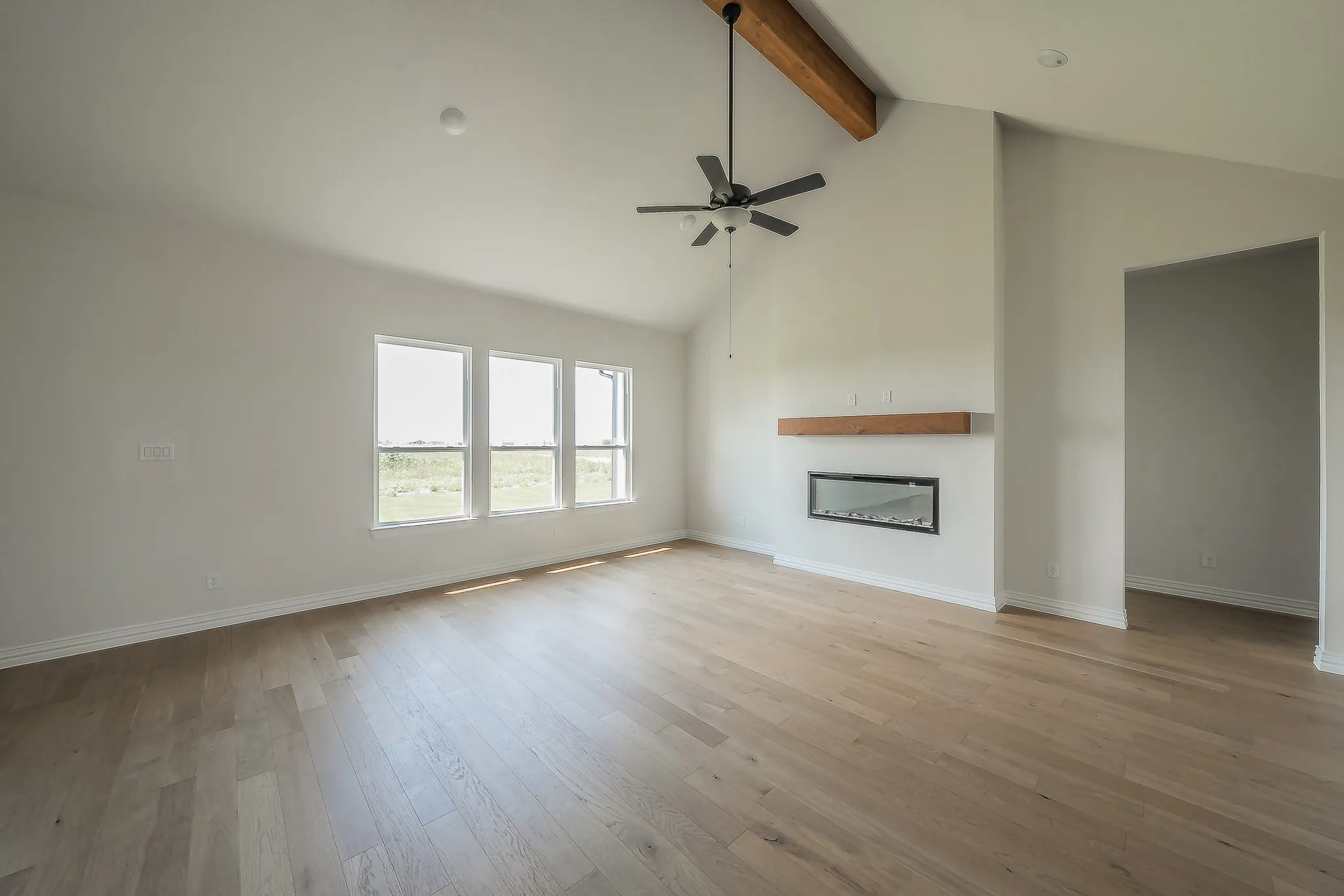Single Family Residence For Sale in Ellis County , 430 Harvest Time Lane, Venus, Texas 76084, 4 Bedroom, 4 Bathroom, 2 Garage spaces, 2,725 Sqft, built in 2025, mls#21286382, Real Estate Agent in Venus, Homes For Sale in Ellis county, Homes For Sale in Venus, Realtor in Venus Texas, Real Estate Brokerage Independent Realty Texas, Luminita Cordes Realtor