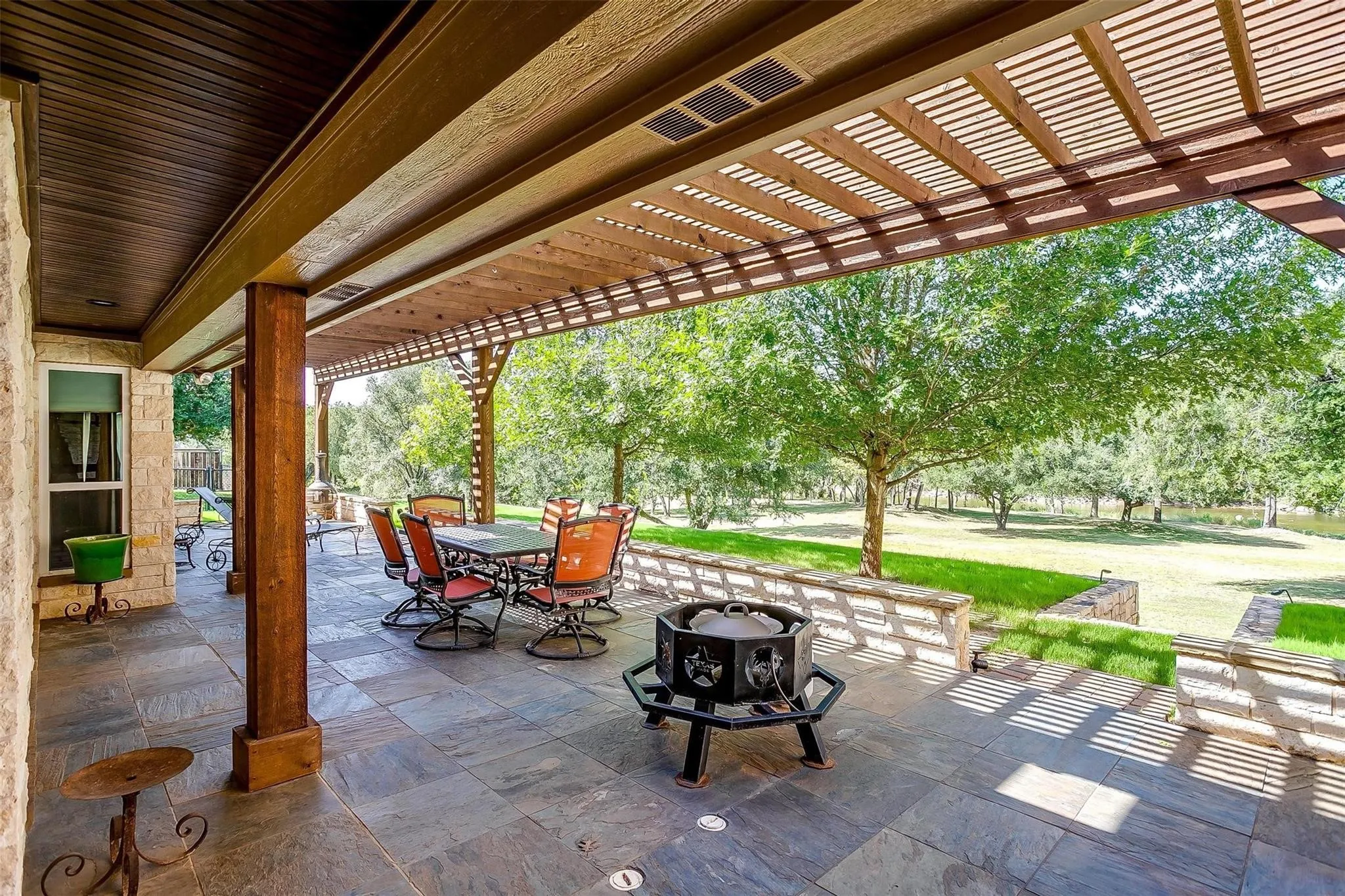 Single Family Residence For Sale in Hood County , 9310 Bellechase Road, Granbury, Texas 76049, 5 Bedroom, 5 Bathroom, 7 Garage spaces, 9,009 Sqft, built in 1999, mls#21284712, Real Estate Agent in Granbury, Homes For Sale in Hood county, Homes For Sale in Granbury, Realtor in Granbury Texas, Real Estate Brokerage Independent Realty Texas, Luminita Cordes Realtor