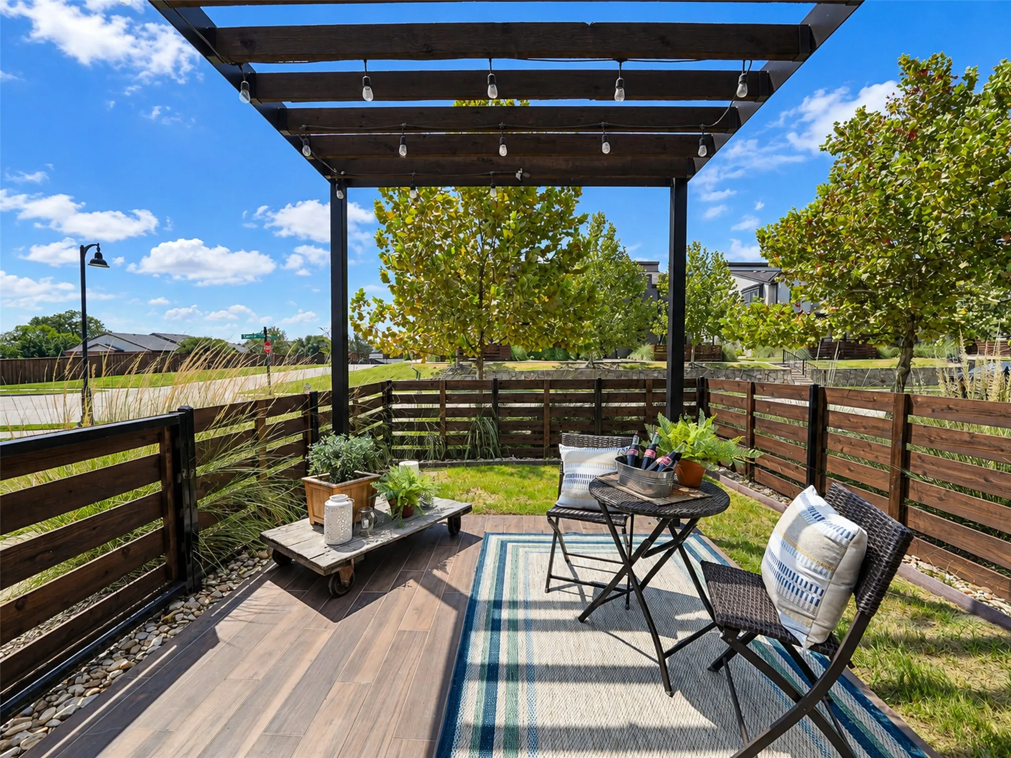 Townhouse For Rent in Collin County , 800 Emerling, Mc Kinney, Texas 75069, 3 Bedroom, 3 Bathroom, 2 Garage spaces, 1,810 Sqft, built in 2021, mls#21283518, Real Estate Agent in Mc Kinney, Homes For Rent in Collin county, Homes For Rent in Mc Kinney, Realtor in Mc Kinney Texas, Real Estate Brokerage Independent Realty Texas, Luminita Cordes Realtor