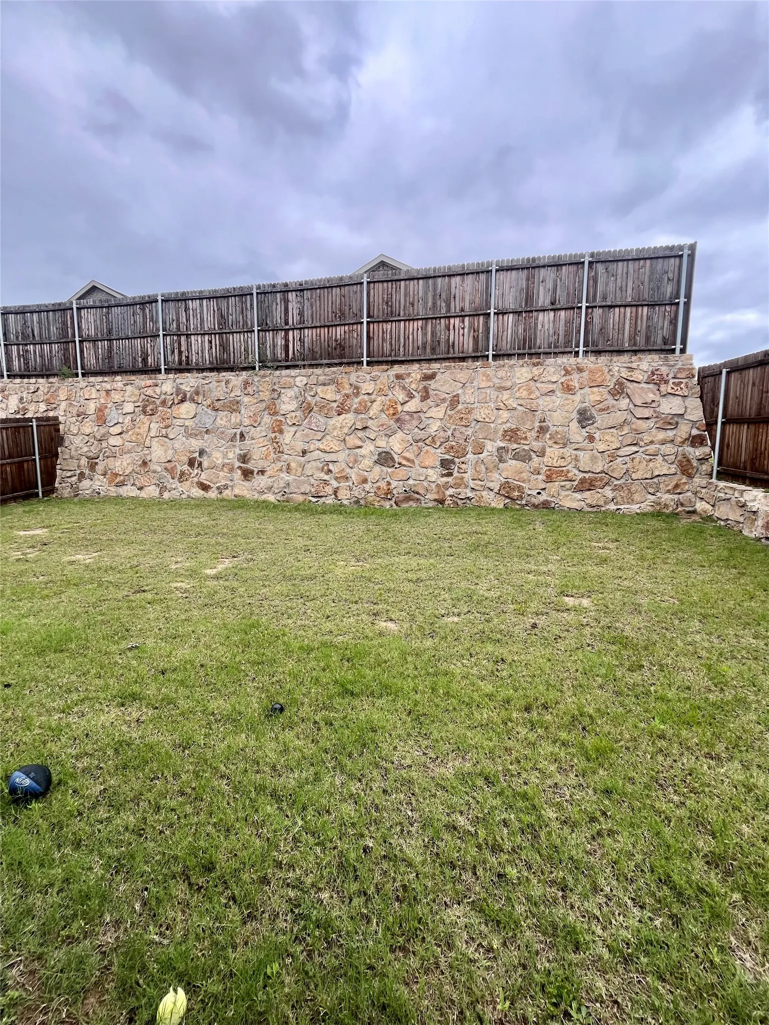 Single Family Residence For Sale in Kaufman County , 1302 Draper Lane, Forney, Texas 75126, 3 Bedrooms, 2 Bathrooms, 2 Garage spaces, 1,565 Sqft, built in 2023, Price $224,500, mls#21285603, Real Estate Agent in Forney, Homes For Sale in Kaufman county, Homes For Sale in Forney, Realtor in Forney Texas, Real Estate Brokerage Independent Realty Texas, Luminita Cordes Realtor