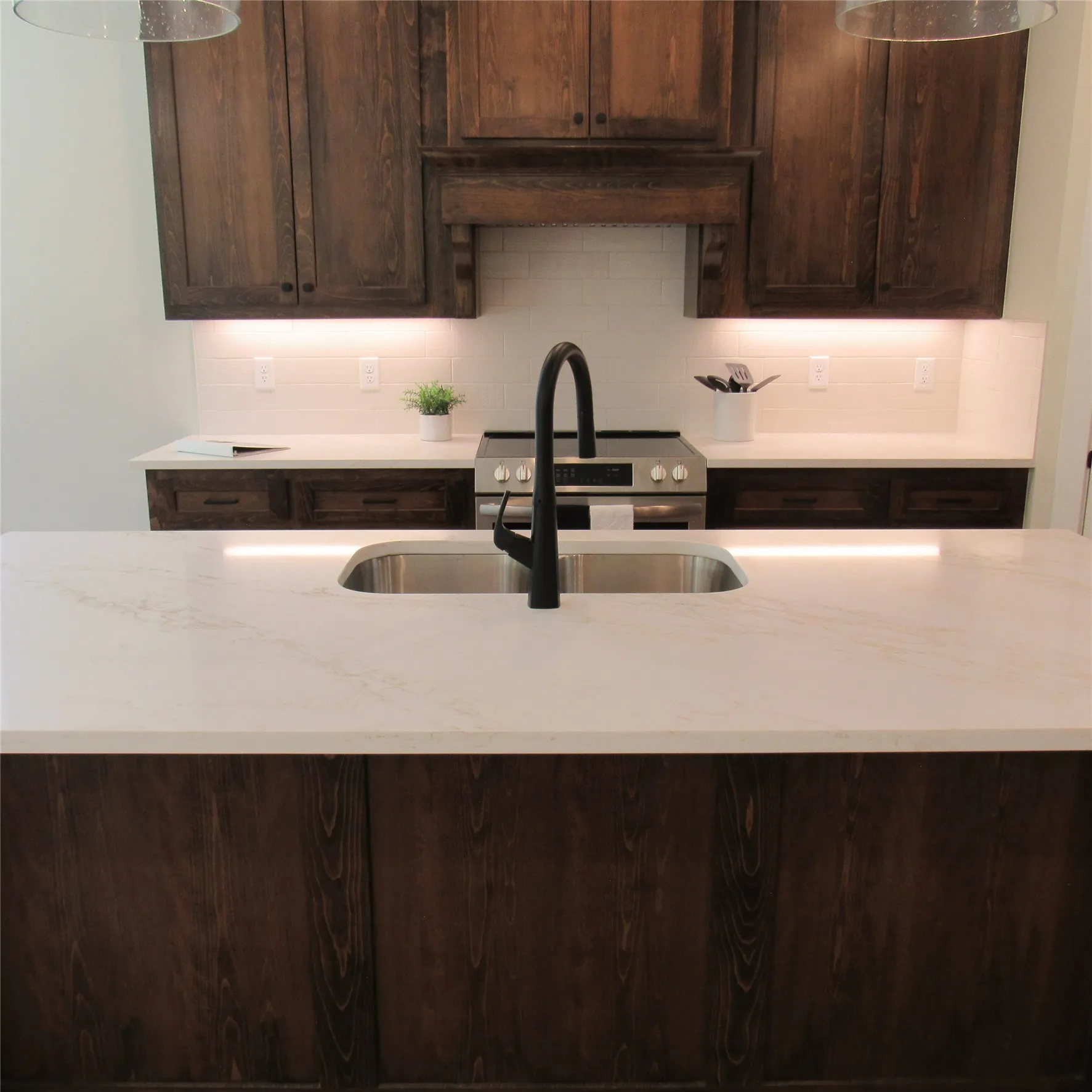 Single Family Residence For Sale in Wood County , 213 Turman Street, Mineola, Texas 75773, 3 Bedrooms, 2 Bathrooms, 2 Garage spaces, 1,400 Sqft, built in 2026, Price $319,000, mls#21284034, Real Estate Agent in Mineola, Homes For Sale in Wood county, Homes For Sale in Mineola, Realtor in Mineola Texas, Real Estate Brokerage Independent Realty Texas, Luminita Cordes Realtor