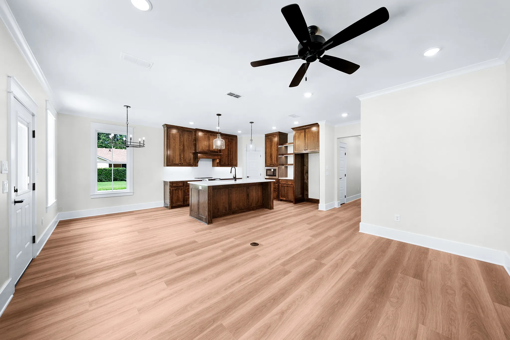 Single Family Residence For Sale in Wood County , 213 Turman Street, Mineola, Texas 75773, 3 Bedrooms, 2 Bathrooms, 2 Garage spaces, 1,400 Sqft, built in 2026, Price $319,000, mls#21284034, Real Estate Agent in Mineola, Homes For Sale in Wood county, Homes For Sale in Mineola, Realtor in Mineola Texas, Real Estate Brokerage Independent Realty Texas, Luminita Cordes Realtor
