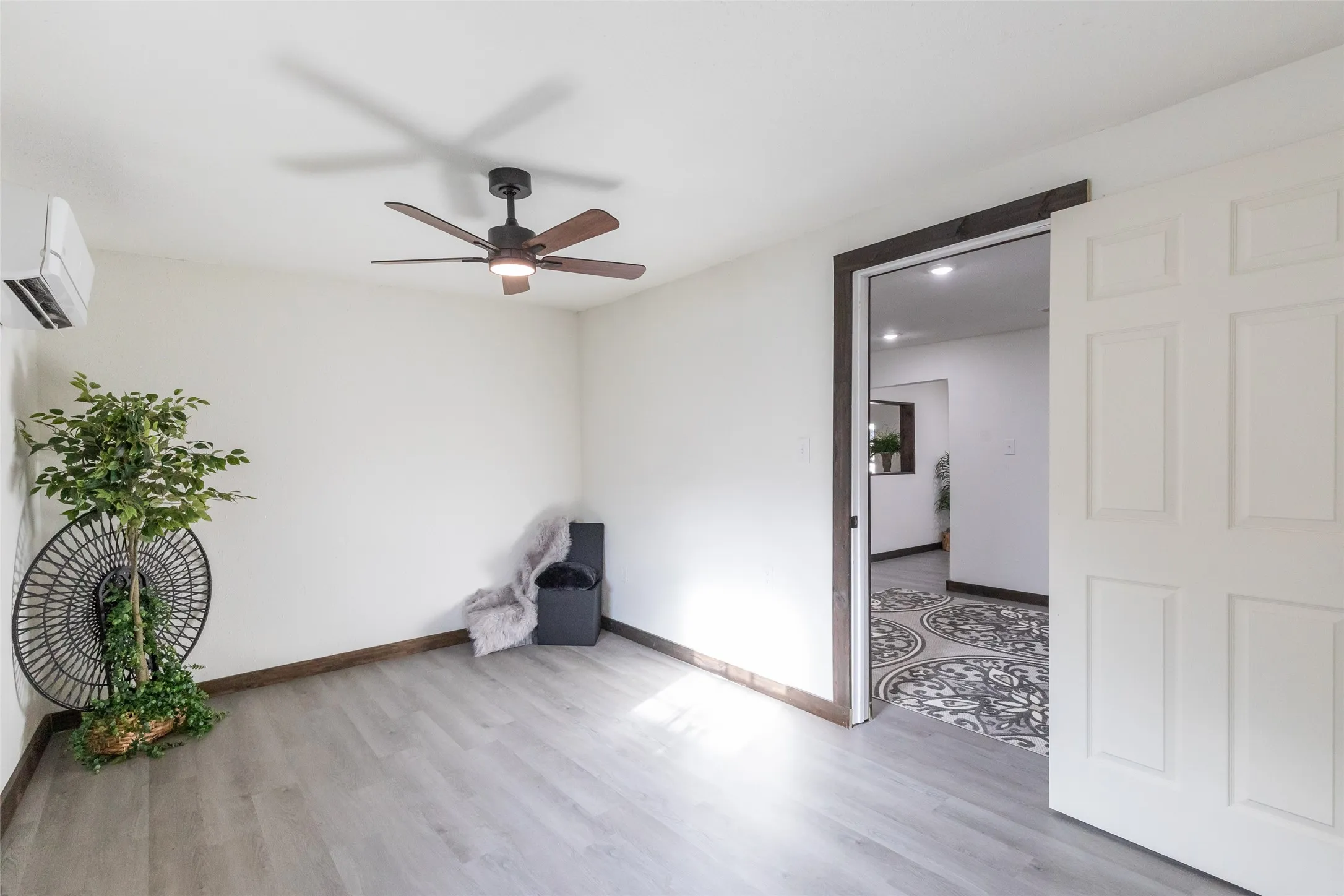 Single Family Residence For Sale in Jones County , 28 Poverty Point Circle, Abilene, Texas 79601, 3 Bedroom, 2 Bathroom, 3 Garage spaces, 2,044 Sqft, built in 1955, Price $349,850, mls#21282369, Real Estate Agent in Abilene, Homes For Sale in Jones county, Homes For Sale in Abilene, Realtor in Abilene Texas, Real Estate Brokerage Independent Realty Texas, Luminita Cordes Realtor