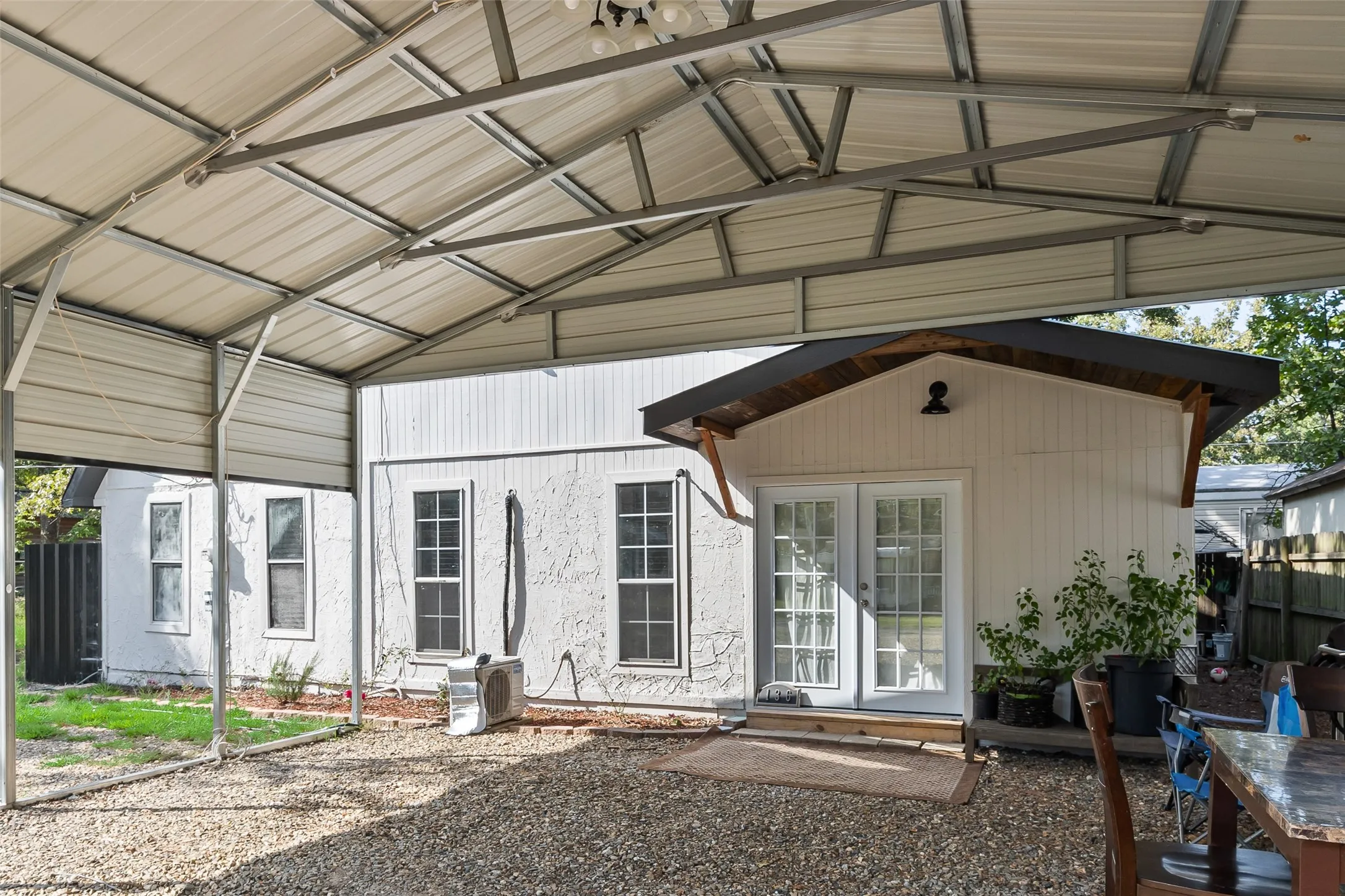 Single Family Residence For Sale in Rains County , 136 Private Road 7708, Emory, Texas 75440, 4 Bedroom, 3 Bathroom, Garage spaces, 1,092 Sqft, built in 1991, mls#21282068, Real Estate Agent in Emory, Homes For Sale in Rains county, Homes For Sale in Emory, Realtor in Emory Texas, Real Estate Brokerage Independent Realty Texas, Luminita Cordes Realtor