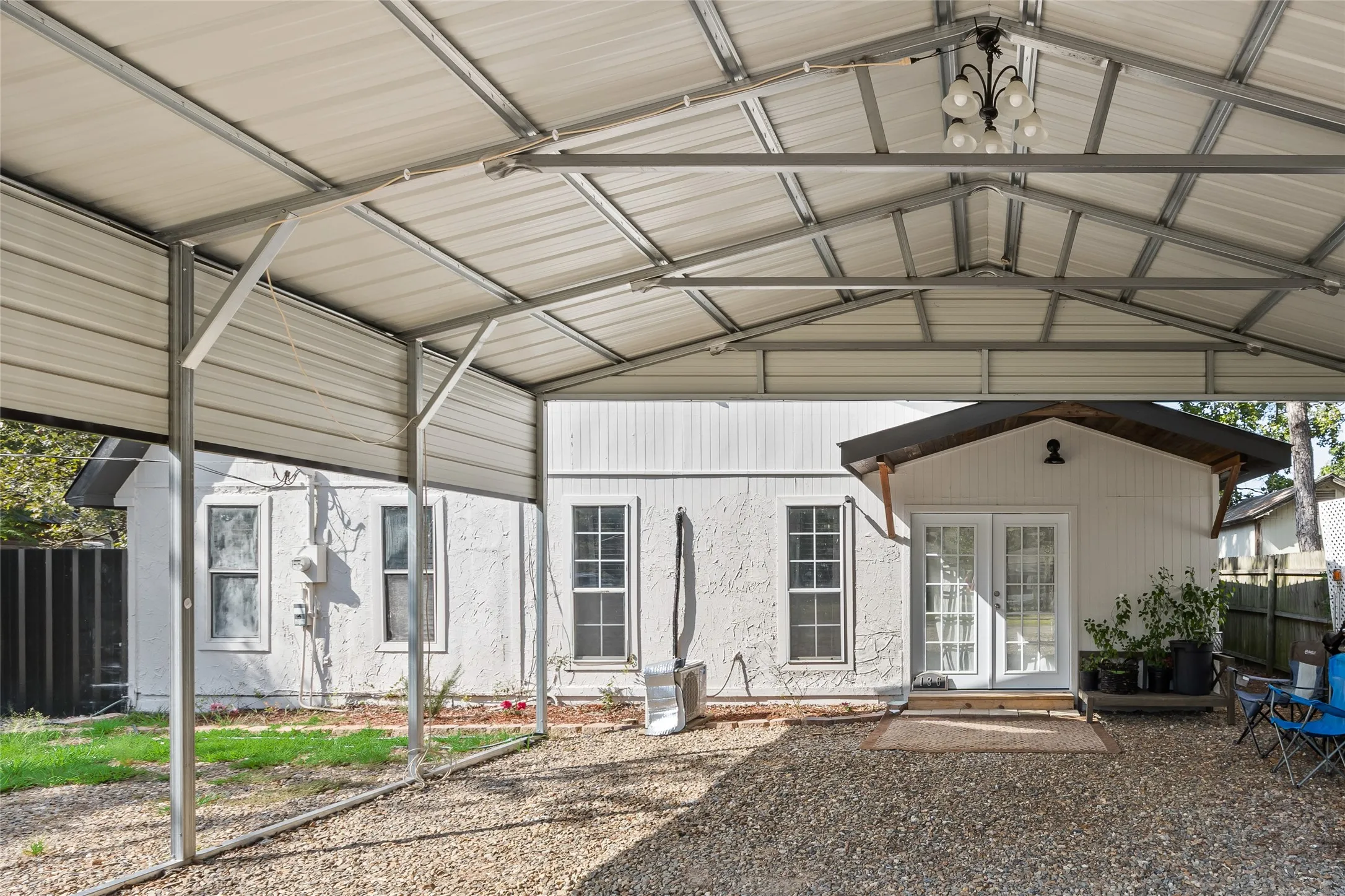 Single Family Residence For Sale in Rains County , 136 Private Road 7708, Emory, Texas 75440, 4 Bedroom, 3 Bathroom, Garage spaces, 1,092 Sqft, built in 1991, mls#21282068, Real Estate Agent in Emory, Homes For Sale in Rains county, Homes For Sale in Emory, Realtor in Emory Texas, Real Estate Brokerage Independent Realty Texas, Luminita Cordes Realtor