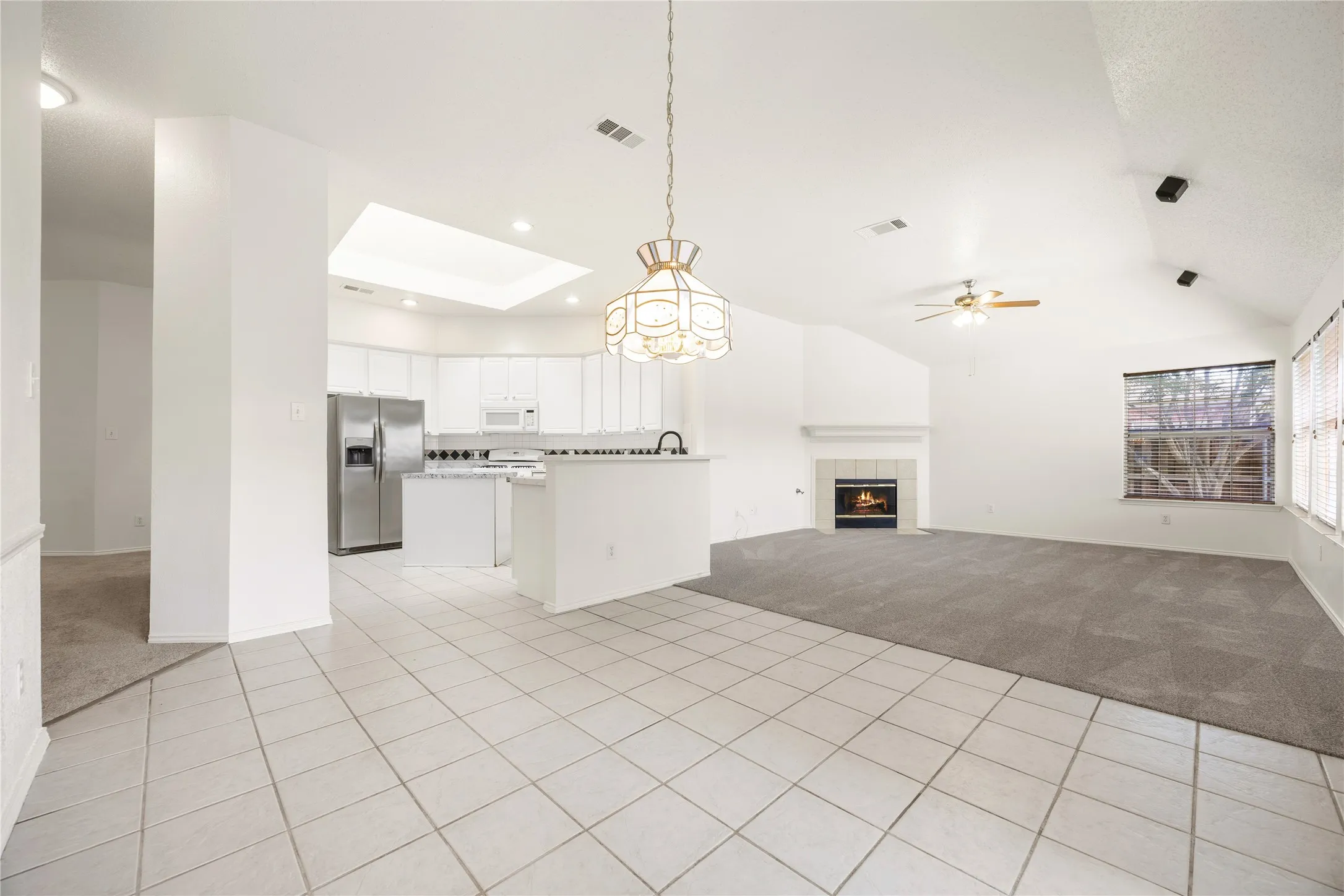 Single Family Residence For Sale in Collin County , 5208 Springflower Drive, Frisco, Texas 75035, 4 Bedroom, 2 Bathroom, 2 Garage spaces, 2,202 Sqft, built in 1999, mls#21280742, Real Estate Agent in Frisco, Homes For Sale in Collin county, Homes For Sale in Frisco, Realtor in Frisco Texas, Real Estate Brokerage Independent Realty Texas, Luminita Cordes Realtor