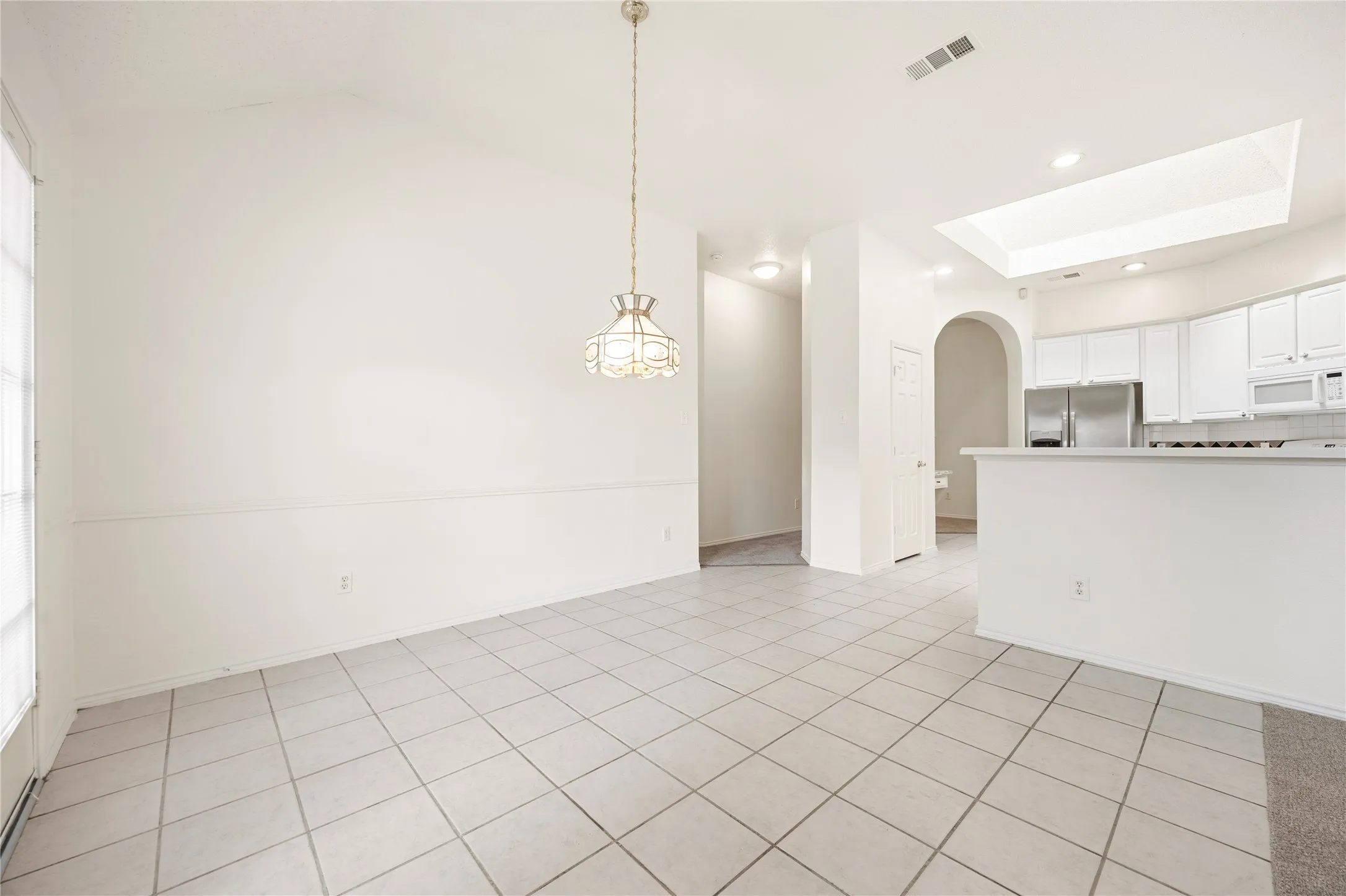 Single Family Residence For Sale in Collin County , 5208 Springflower Drive, Frisco, Texas 75035, 4 Bedroom, 2 Bathroom, 2 Garage spaces, 2,202 Sqft, built in 1999, mls#21280742, Real Estate Agent in Frisco, Homes For Sale in Collin county, Homes For Sale in Frisco, Realtor in Frisco Texas, Real Estate Brokerage Independent Realty Texas, Luminita Cordes Realtor