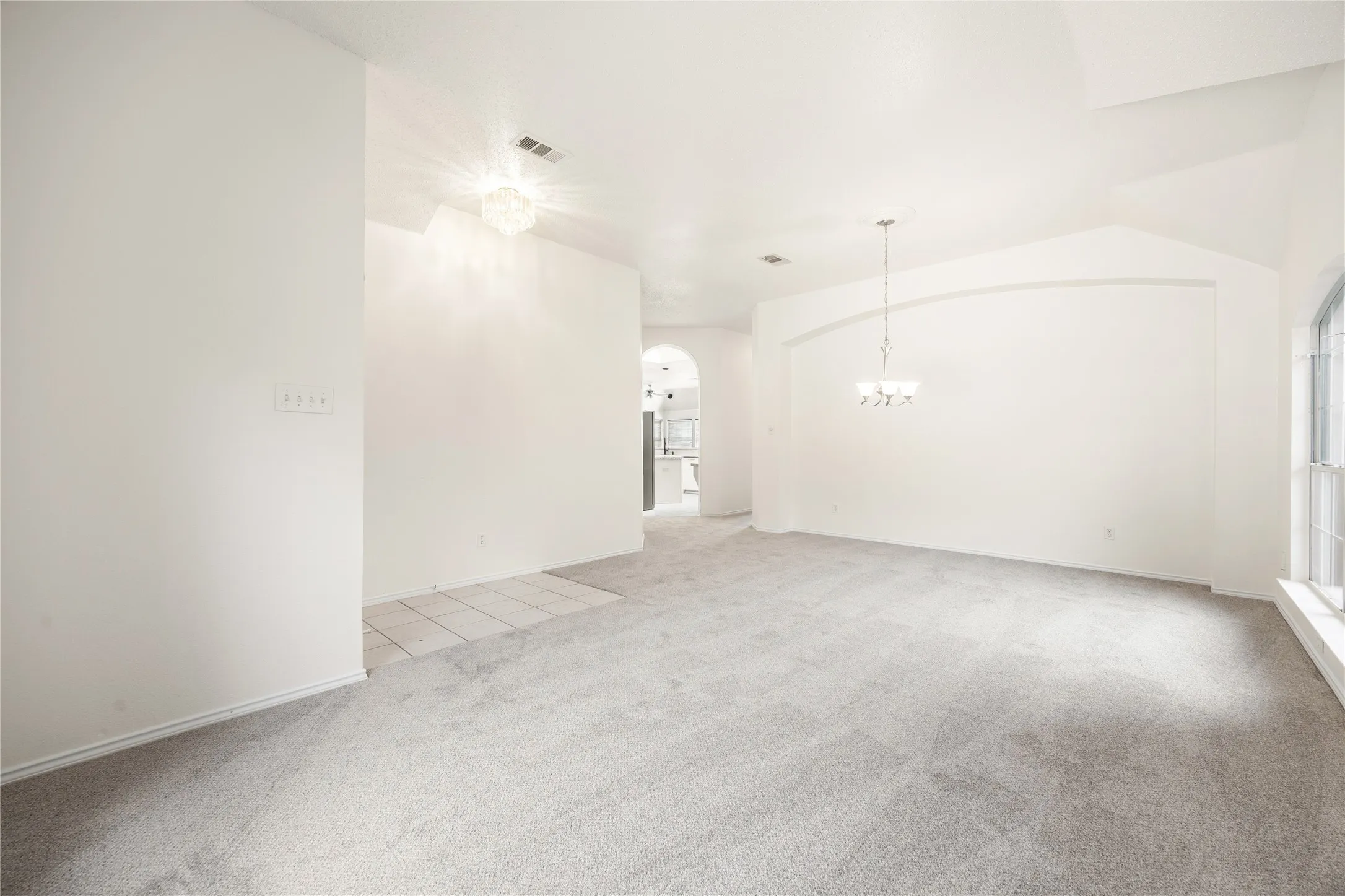 Single Family Residence For Sale in Collin County , 5208 Springflower Drive, Frisco, Texas 75035, 4 Bedroom, 2 Bathroom, 2 Garage spaces, 2,202 Sqft, built in 1999, mls#21280742, Real Estate Agent in Frisco, Homes For Sale in Collin county, Homes For Sale in Frisco, Realtor in Frisco Texas, Real Estate Brokerage Independent Realty Texas, Luminita Cordes Realtor