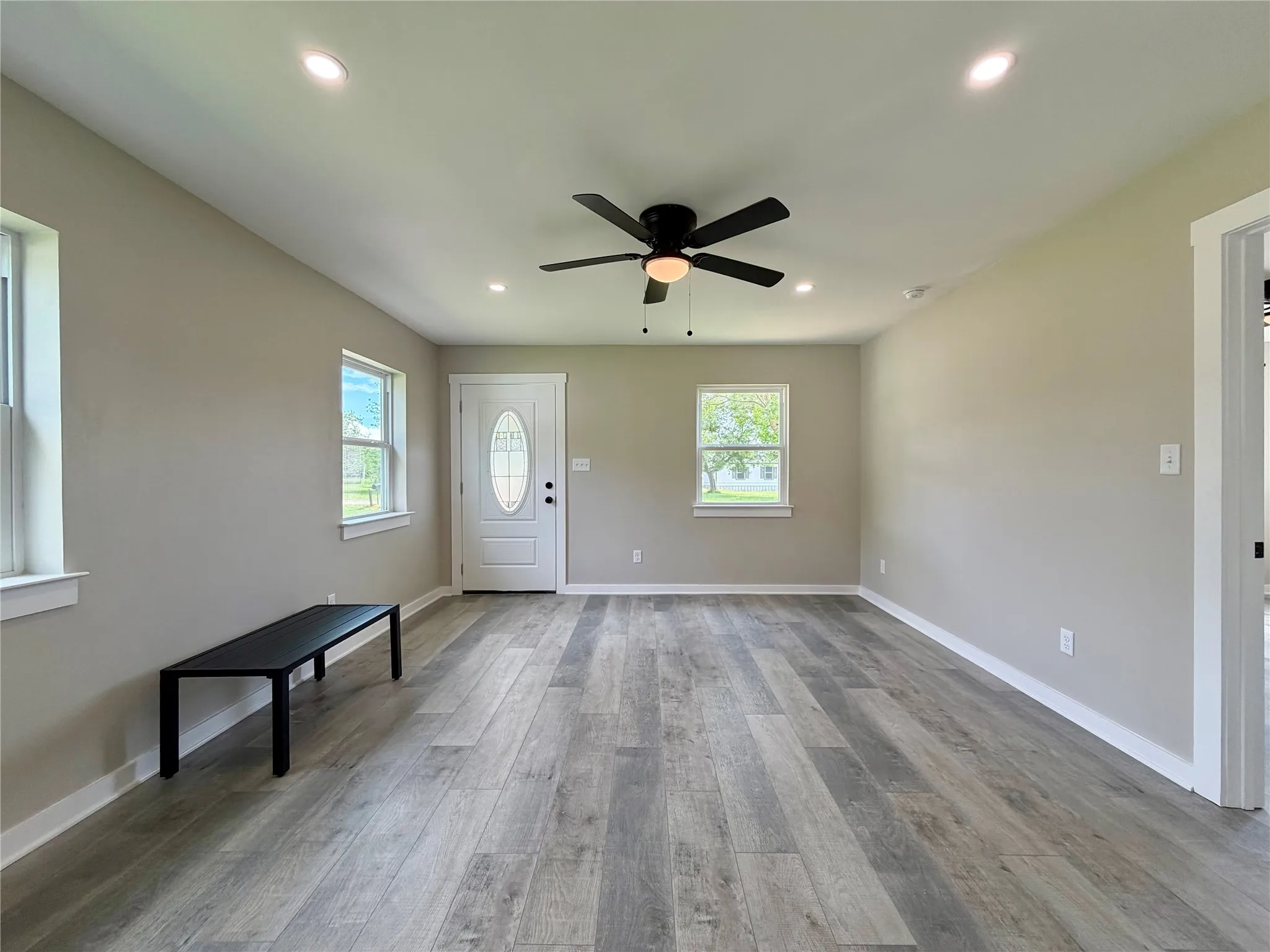 Single Family Residence For Sale in Rains County , 615 Smith Circle, Point, Texas 75472, 3 Bedroom, 2 Bathroom, Garage spaces, 1,008 Sqft, built in 1980, mls#21286461, Real Estate Agent in Point, Homes For Sale in Rains county, Homes For Sale in Point, Realtor in Point Texas, Real Estate Brokerage Independent Realty Texas, Luminita Cordes Realtor