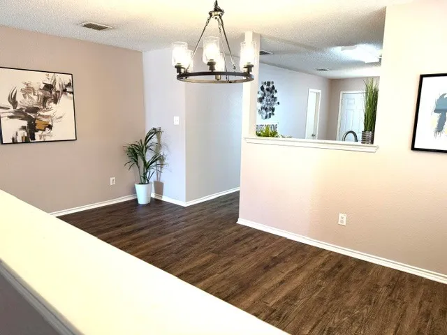 Single Family Residence For Rent in Tarrant County , 709 Granite Ridge Drive, Fort Worth, Texas 76179, 3 Bedroom, 2 Bathroom, 2 Garage spaces, 1,868 Sqft, built in 2005, mls#21286490, Real Estate Agent in Fort Worth, Homes For Rent in Tarrant county, Homes For Rent in Fort Worth, Realtor in Fort Worth Texas, Real Estate Brokerage Independent Realty Texas, Luminita Cordes Realtor