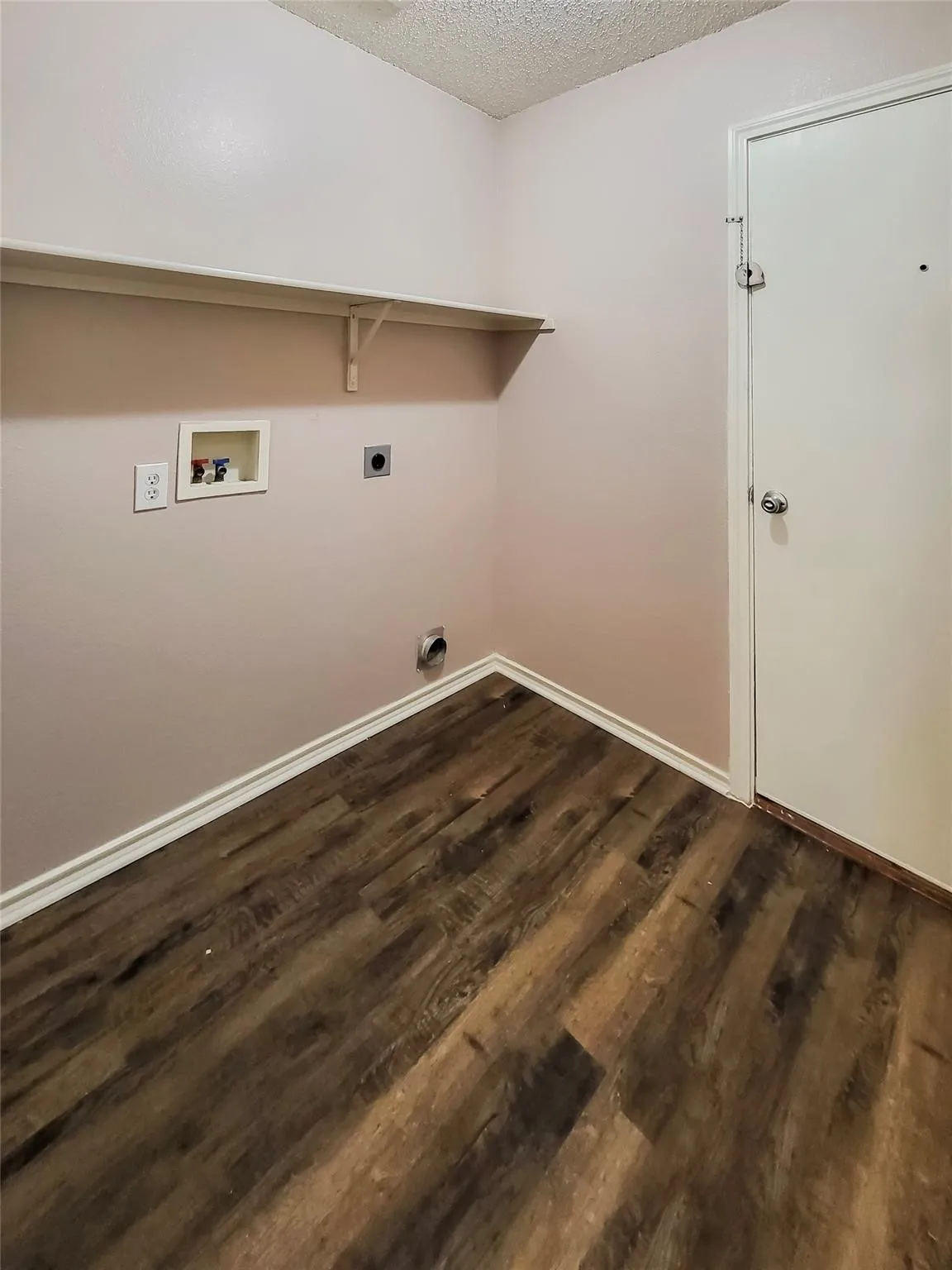 Single Family Residence For Rent in Tarrant County , 709 Granite Ridge Drive, Fort Worth, Texas 76179, 3 Bedroom, 2 Bathroom, 2 Garage spaces, 1,868 Sqft, built in 2005, mls#21286490, Real Estate Agent in Fort Worth, Homes For Rent in Tarrant county, Homes For Rent in Fort Worth, Realtor in Fort Worth Texas, Real Estate Brokerage Independent Realty Texas, Luminita Cordes Realtor
