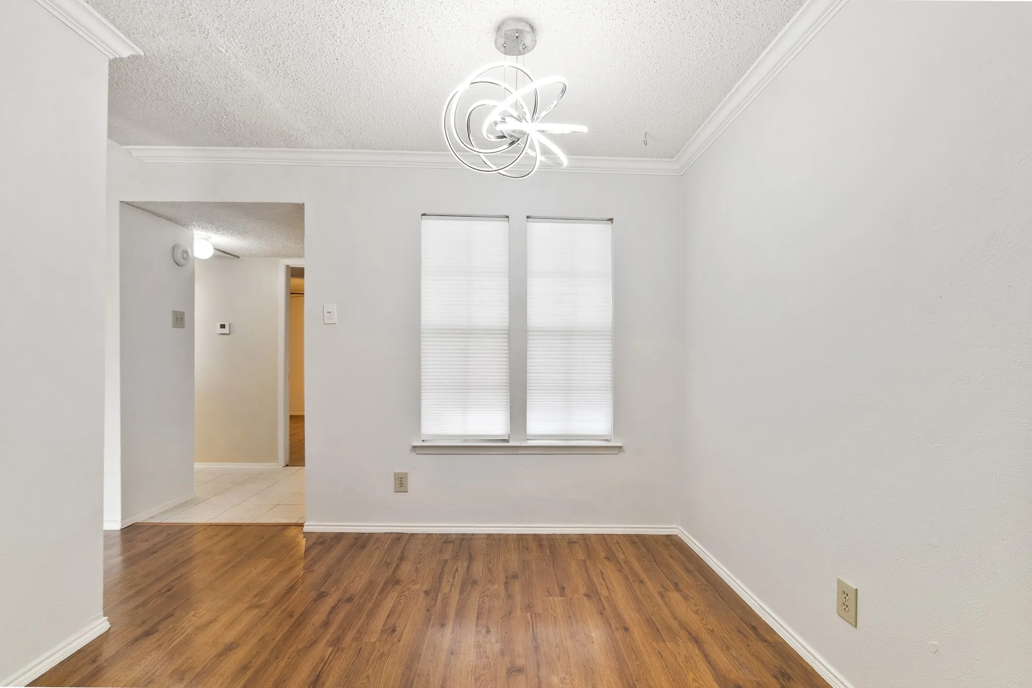 Condominium For Rent in Dallas County , 5300 Keller Springs Road 2093, Dallas, Texas 75248, 1 Bedroom, 1 Bathroom, Garage spaces, 812 Sqft, built in 1982, mls#21286509, Real Estate Agent in Dallas, Homes For Rent in Dallas county, Homes For Rent in Dallas, Realtor in Dallas Texas, Real Estate Brokerage Independent Realty Texas, Luminita Cordes Realtor