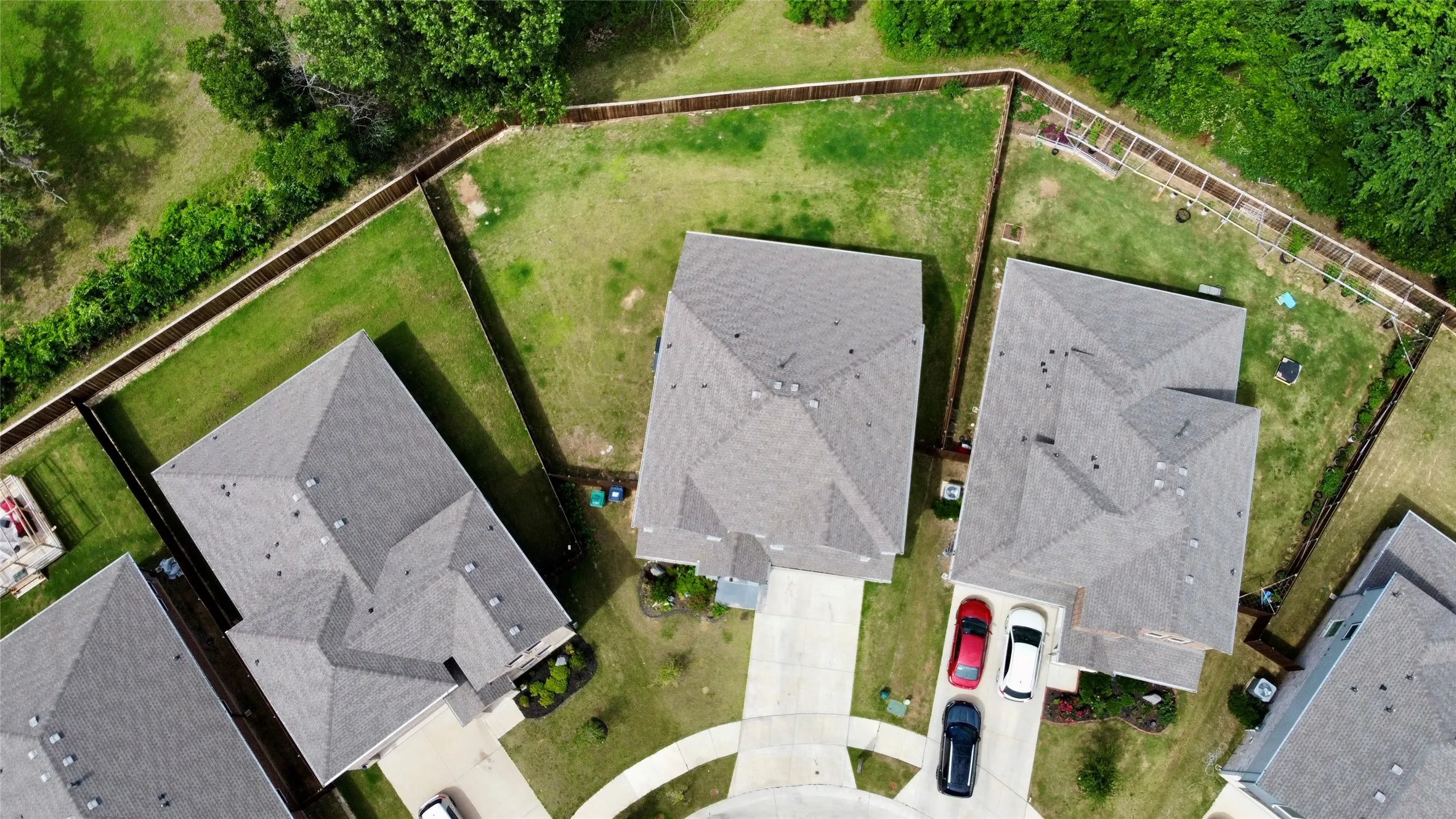 Single Family Residence For Sale in Denton County , 1324 Razorbill Road, Denton, Texas 76205, 5 Bedroom, 4 Bathroom, 2 Garage spaces, 2,779 Sqft, built in 2023, mls#21286327, Real Estate Agent in Denton, Homes For Sale in Denton county, Homes For Sale in Denton, Realtor in Denton Texas, Real Estate Brokerage Independent Realty Texas, Luminita Cordes Realtor