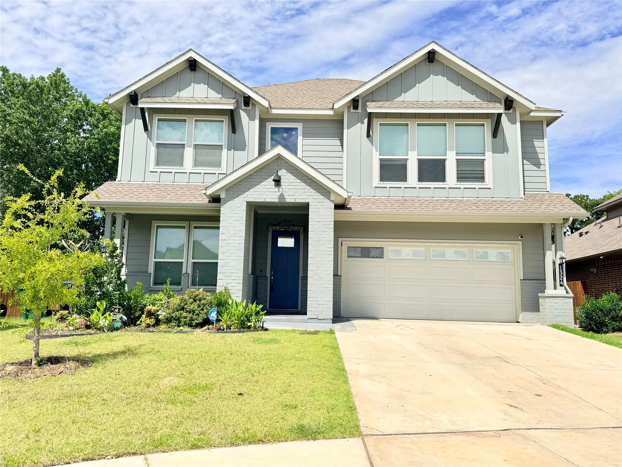 Single Family Residence For Sale in Denton County , 1324 Razorbill Road, Denton, Texas 76205, 5 Bedroom, 4 Bathroom, 2 Garage spaces, 2,779 Sqft, built in 2023, mls#21286327, Real Estate Agent in Denton, Homes For Sale in Denton county, Homes For Sale in Denton, Realtor in Denton Texas, Real Estate Brokerage Independent Realty Texas, Luminita Cordes Realtor