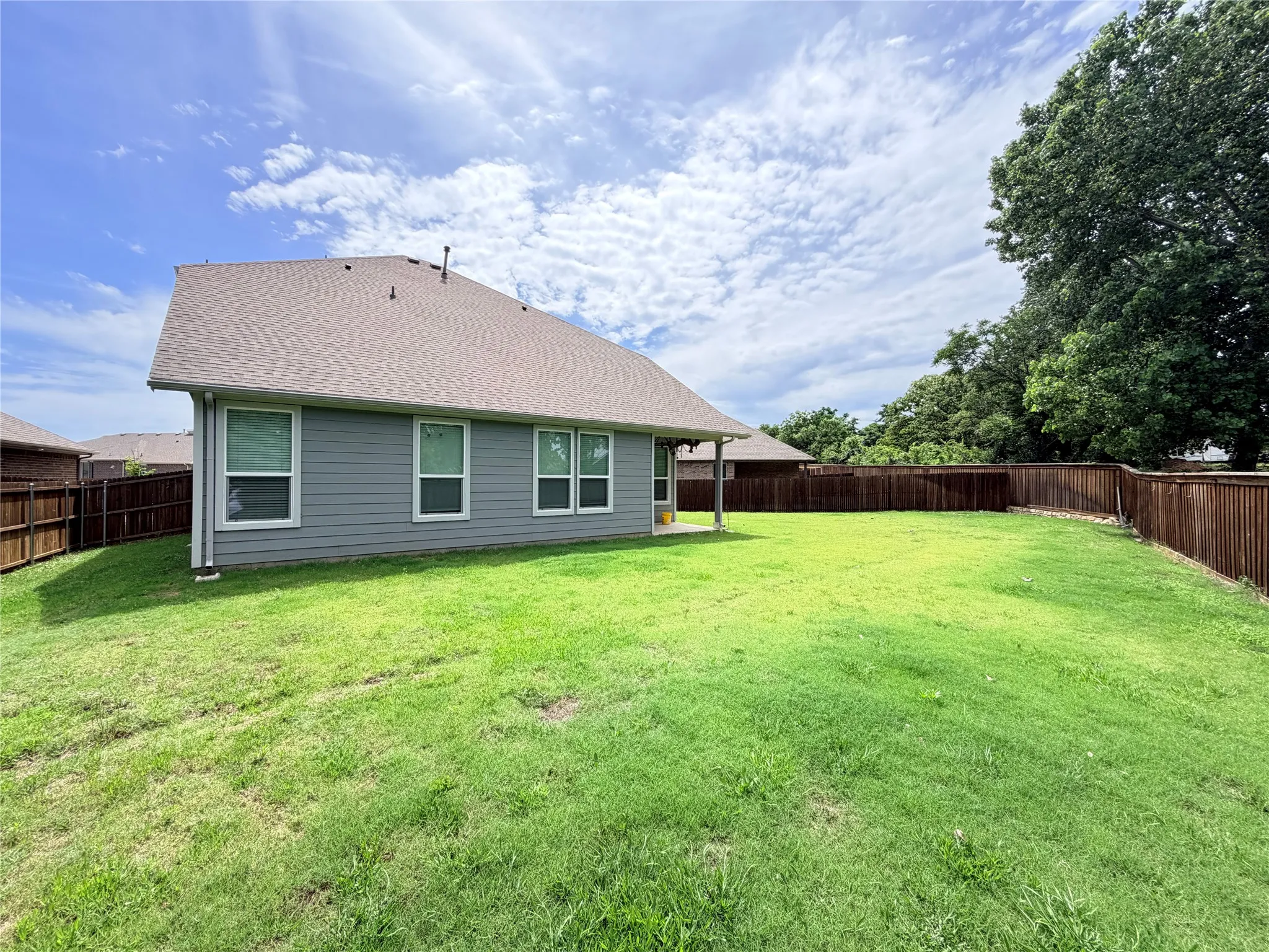 Single Family Residence For Sale in Denton County , 1324 Razorbill Road, Denton, Texas 76205, 5 Bedroom, 4 Bathroom, 2 Garage spaces, 2,779 Sqft, built in 2023, mls#21286327, Real Estate Agent in Denton, Homes For Sale in Denton county, Homes For Sale in Denton, Realtor in Denton Texas, Real Estate Brokerage Independent Realty Texas, Luminita Cordes Realtor