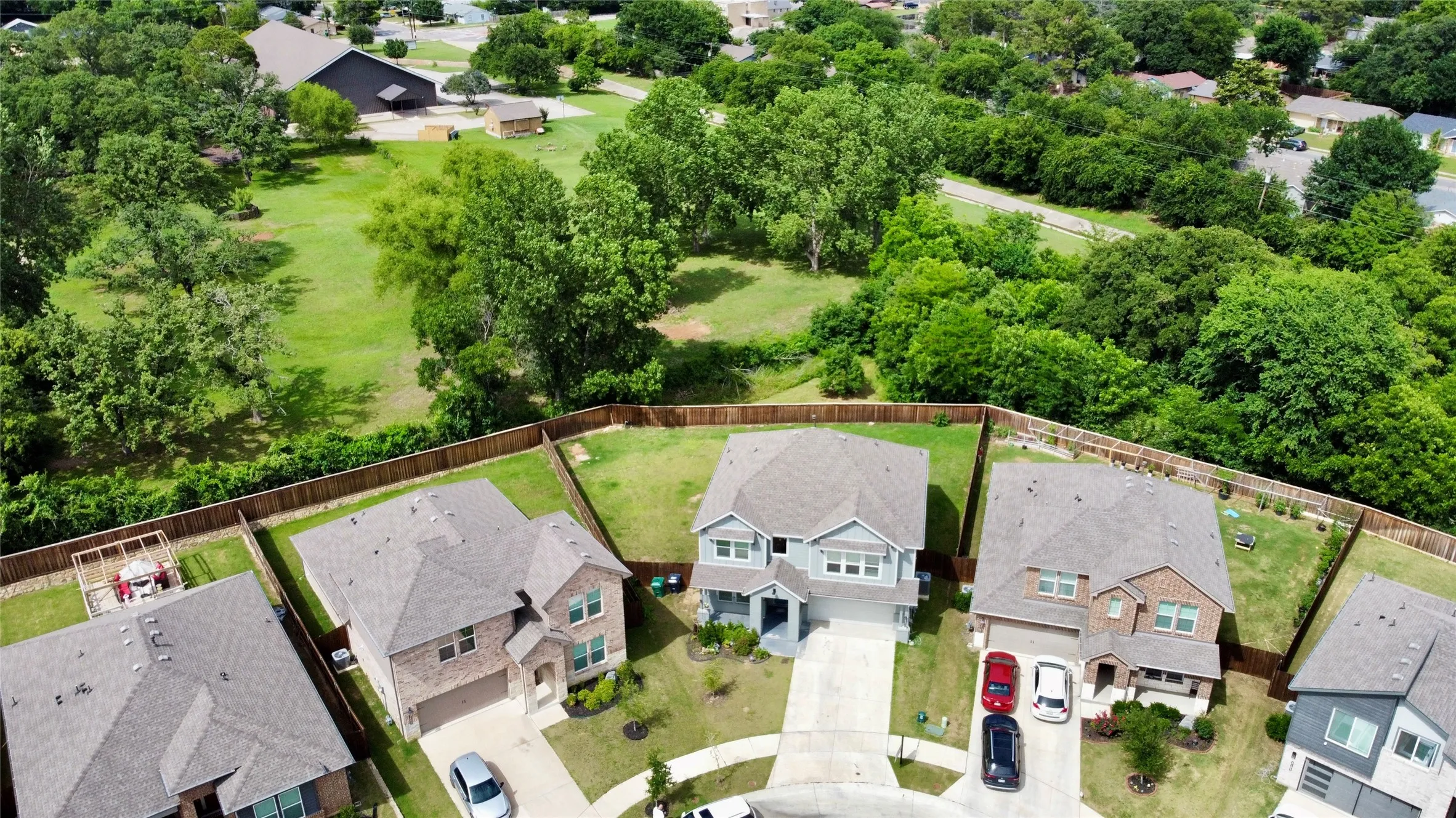 Single Family Residence For Sale in Denton County , 1324 Razorbill Road, Denton, Texas 76205, 5 Bedroom, 4 Bathroom, 2 Garage spaces, 2,779 Sqft, built in 2023, mls#21286327, Real Estate Agent in Denton, Homes For Sale in Denton county, Homes For Sale in Denton, Realtor in Denton Texas, Real Estate Brokerage Independent Realty Texas, Luminita Cordes Realtor