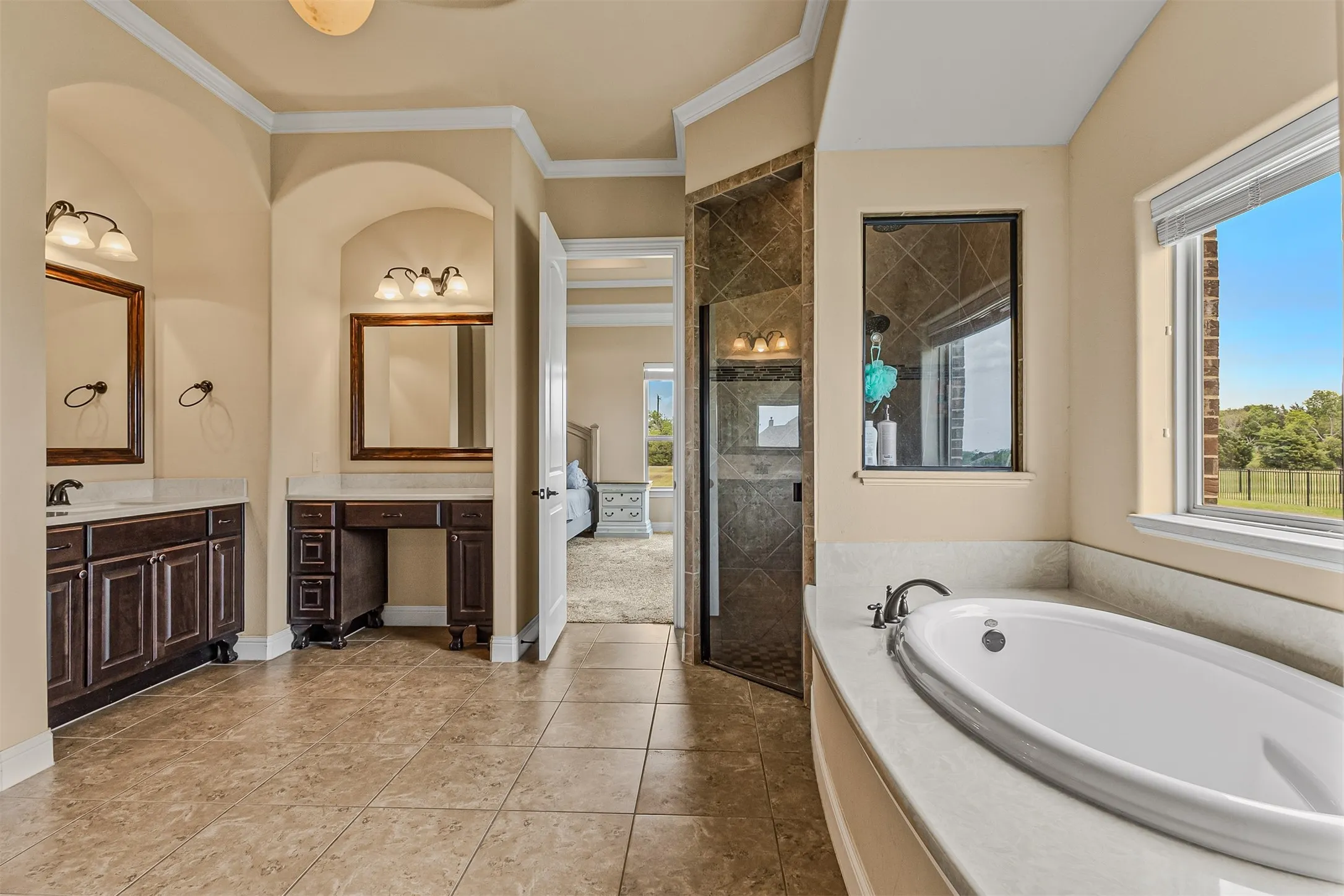 Single Family Residence For Sale in Rockwall County , 3025 Bridgecreek Drive, Rockwall, Texas 75032, 4 Bedroom, 5 Bathroom, 3 Garage spaces, 4,160 Sqft, built in 2013, mls#21285173, Real Estate Agent in Rockwall, Homes For Sale in Rockwall county, Homes For Sale in Rockwall, Realtor in Rockwall Texas, Real Estate Brokerage Independent Realty Texas, Luminita Cordes Realtor