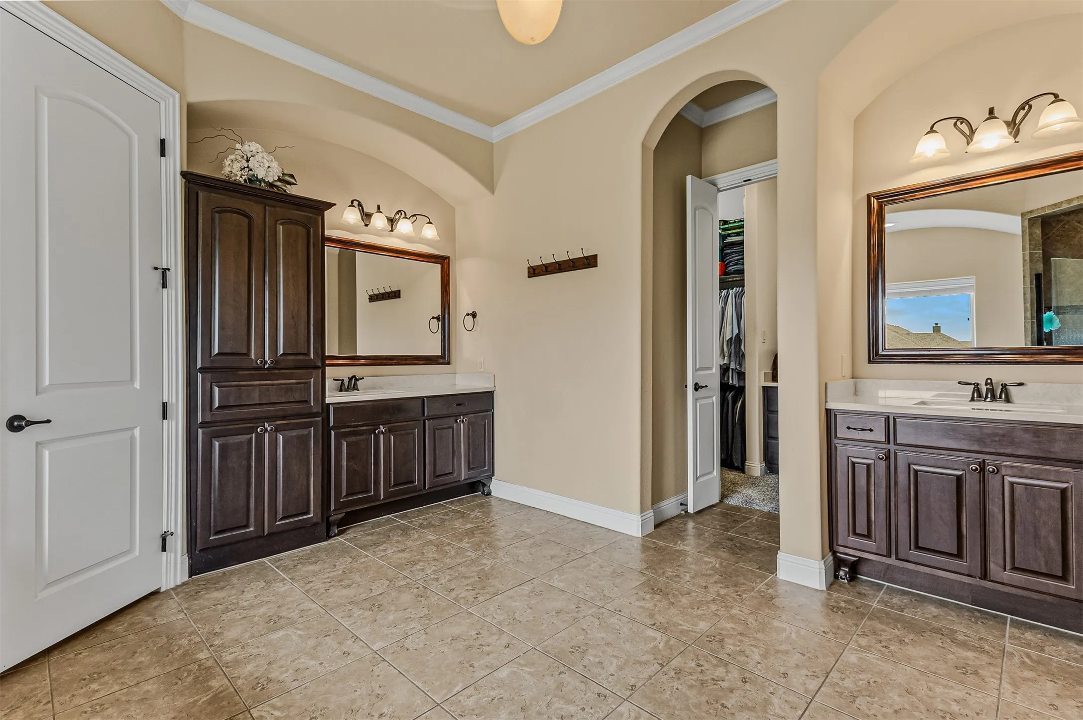 Single Family Residence For Sale in Rockwall County , 3025 Bridgecreek Drive, Rockwall, Texas 75032, 4 Bedroom, 5 Bathroom, 3 Garage spaces, 4,160 Sqft, built in 2013, mls#21285173, Real Estate Agent in Rockwall, Homes For Sale in Rockwall county, Homes For Sale in Rockwall, Realtor in Rockwall Texas, Real Estate Brokerage Independent Realty Texas, Luminita Cordes Realtor