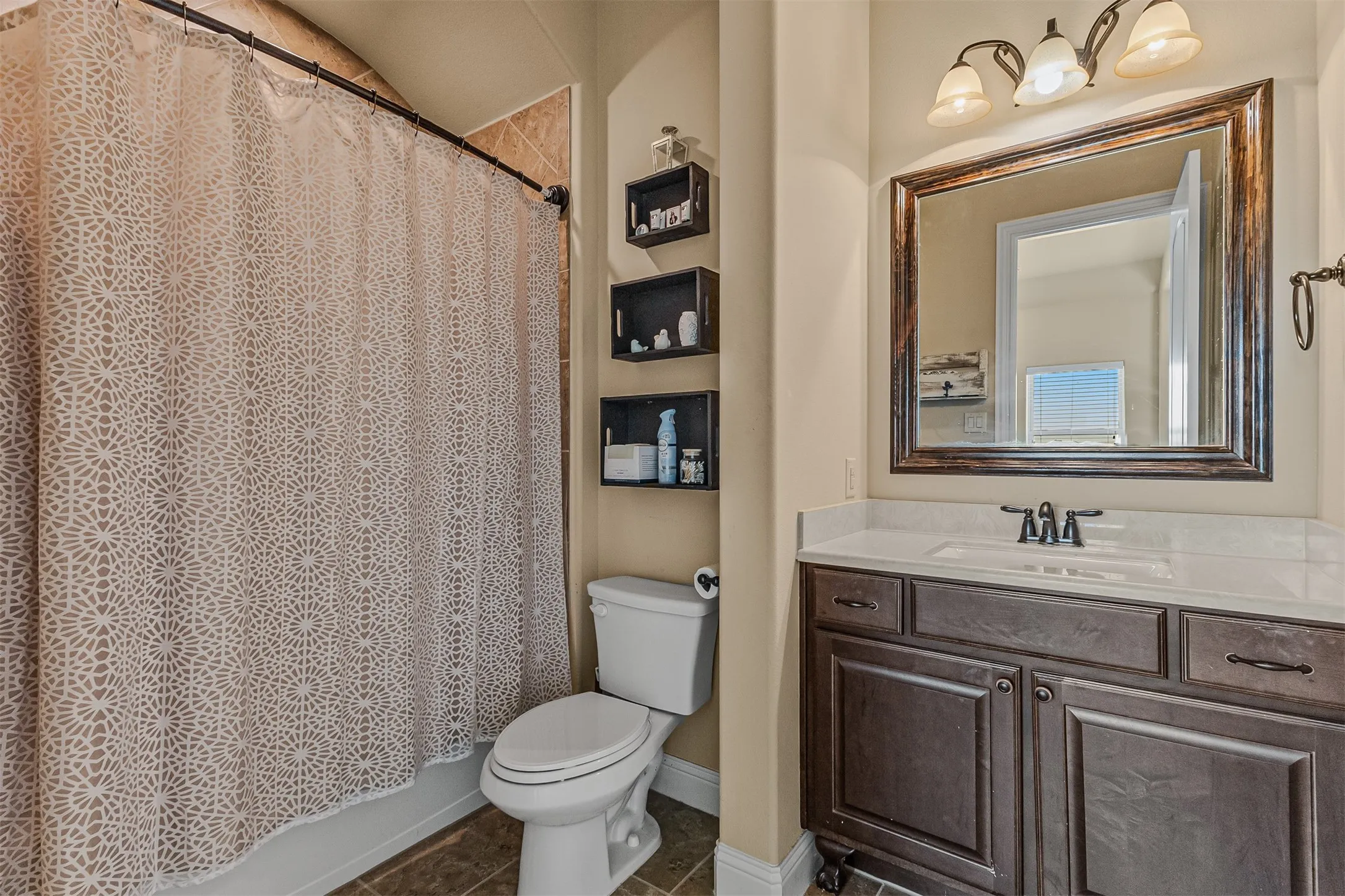 Single Family Residence For Sale in Rockwall County , 3025 Bridgecreek Drive, Rockwall, Texas 75032, 4 Bedroom, 5 Bathroom, 3 Garage spaces, 4,160 Sqft, built in 2013, mls#21285173, Real Estate Agent in Rockwall, Homes For Sale in Rockwall county, Homes For Sale in Rockwall, Realtor in Rockwall Texas, Real Estate Brokerage Independent Realty Texas, Luminita Cordes Realtor