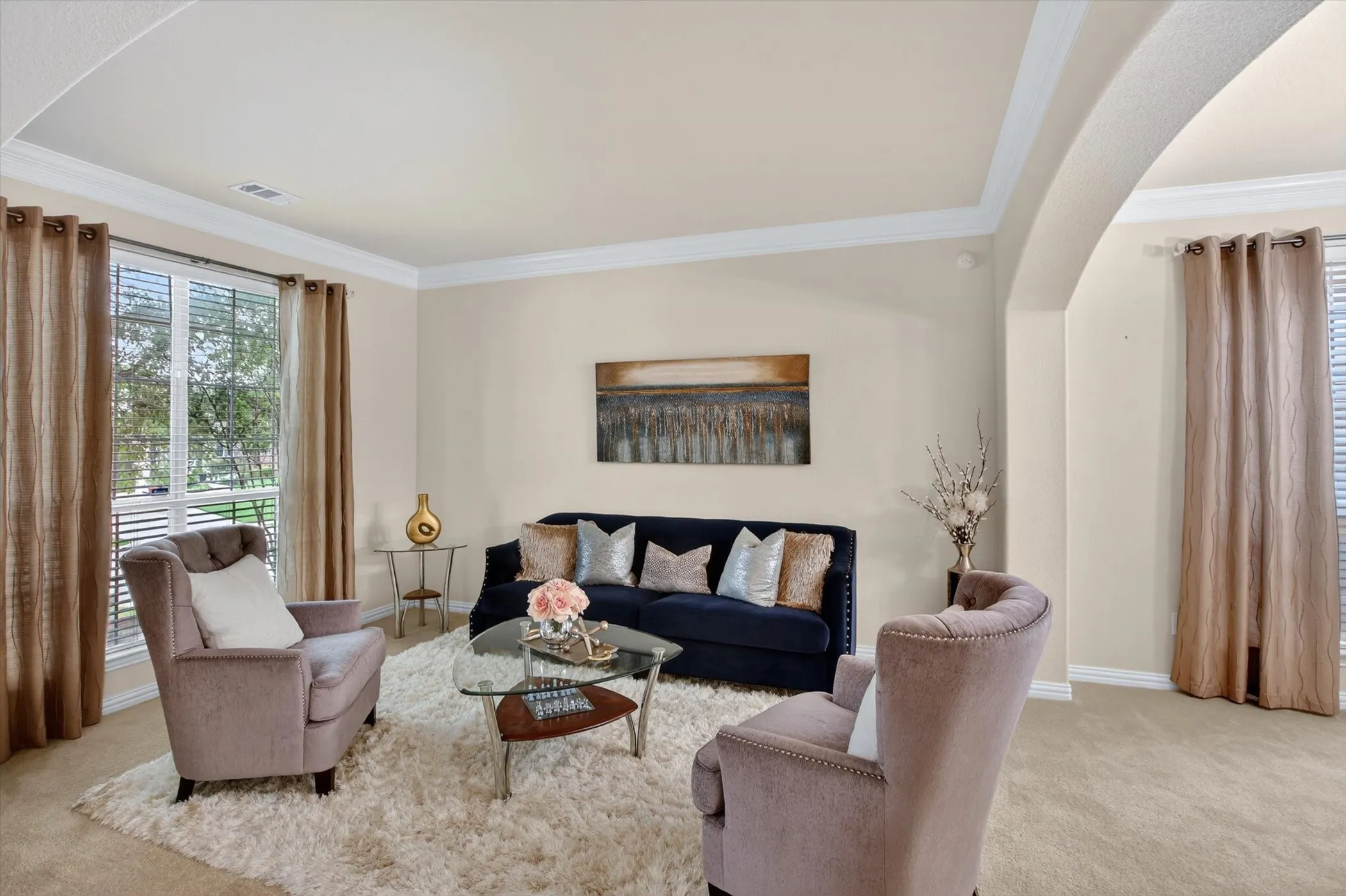 Single Family Residence For Sale in Tarrant County , 6601 Vintage Drive, Arlington, Texas 76001, 5 Bedroom, 5 Bathroom, 2 Garage spaces, 4,594 Sqft, built in 2008, mls#21278122, Real Estate Agent in Arlington, Homes For Sale in Tarrant county, Homes For Sale in Arlington, Realtor in Arlington Texas, Real Estate Brokerage Independent Realty Texas, Luminita Cordes Realtor