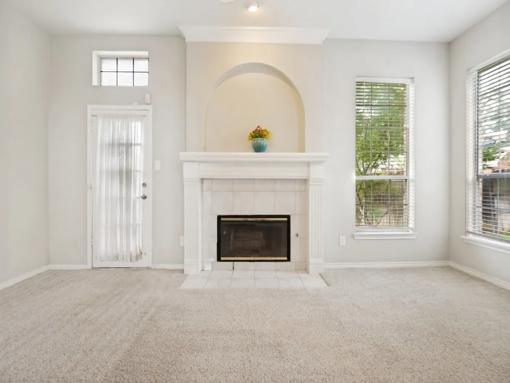 Single Family Residence For Sale in Denton County , 4620 Dusk Meadow Drive, Carrollton, Texas 75010, 4 Bedroom, 3 Bathroom, 2 Garage spaces, 2,353 Sqft, built in 1992, mls#21285539, Real Estate Agent in Carrollton, Homes For Sale in Denton county, Homes For Sale in Carrollton, Realtor in Carrollton Texas, Real Estate Brokerage Independent Realty Texas, Luminita Cordes Realtor