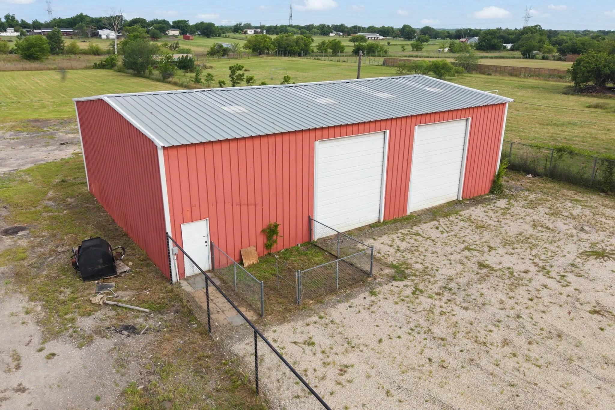 Warehouse For Rent in Johnson County , 8208 Apollo Drive, Joshua, Texas 76058, 0, 0, Garage spaces, 0 Sqft, built in 1990, mls#21284812, Real Estate Agent in Joshua, Homes For Rent in Johnson county, Homes For Rent in Joshua, Realtor in Joshua Texas, Real Estate Brokerage Independent Realty Texas, Luminita Cordes Realtor