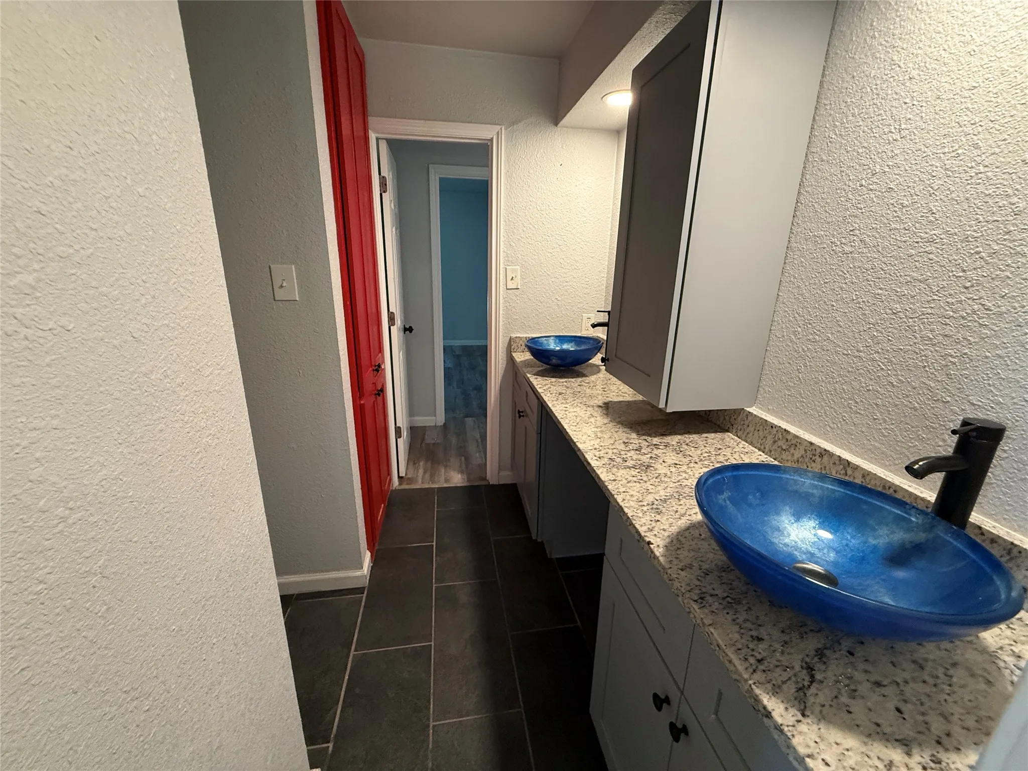 Single Family Residence For Sale in Tarrant County , 5305 Westhaven Drive, Fort Worth, Texas 76132, 4 Bedroom, 3 Bathroom, Garage spaces, 2,208 Sqft, built in 1967, mls#21284621, Real Estate Agent in Fort Worth, Homes For Sale in Tarrant county, Homes For Sale in Fort Worth, Realtor in Fort Worth Texas, Real Estate Brokerage Independent Realty Texas, Luminita Cordes Realtor