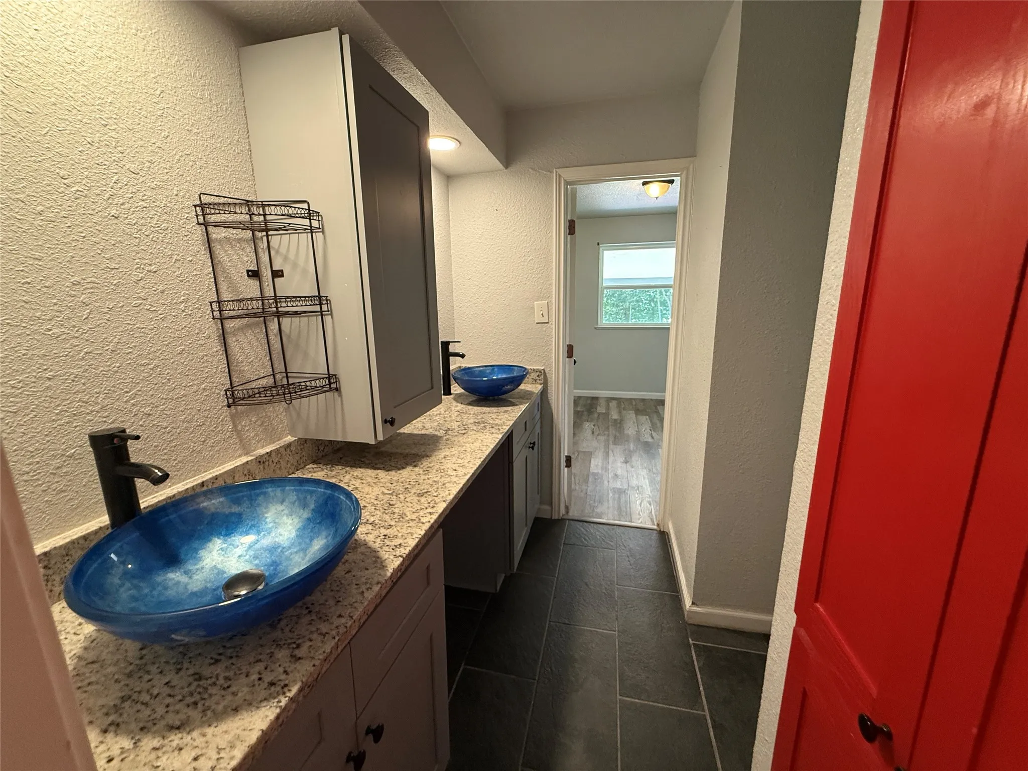 Single Family Residence For Sale in Tarrant County , 5305 Westhaven Drive, Fort Worth, Texas 76132, 4 Bedroom, 3 Bathroom, Garage spaces, 2,208 Sqft, built in 1967, mls#21284621, Real Estate Agent in Fort Worth, Homes For Sale in Tarrant county, Homes For Sale in Fort Worth, Realtor in Fort Worth Texas, Real Estate Brokerage Independent Realty Texas, Luminita Cordes Realtor