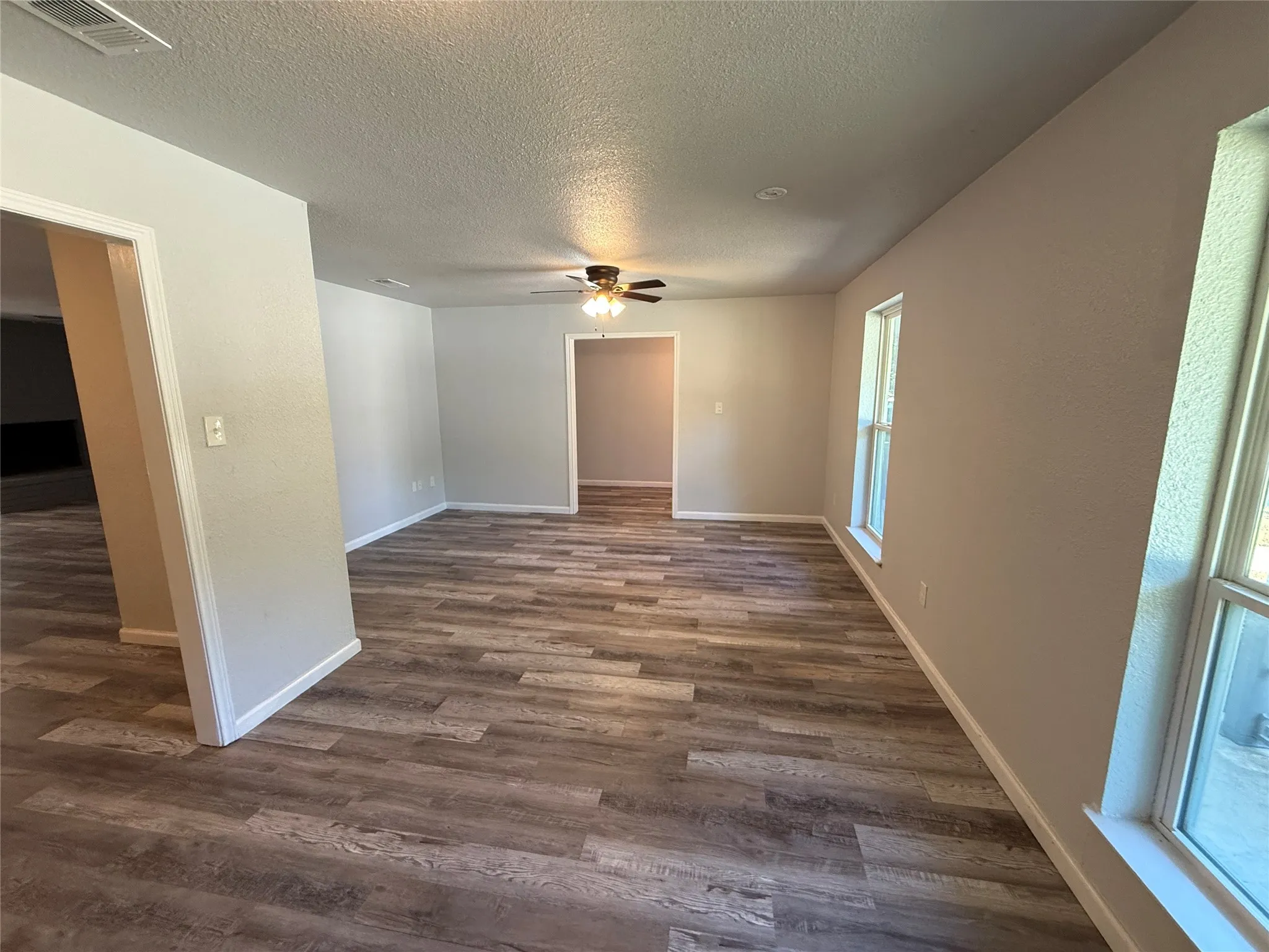 Formal dining and living