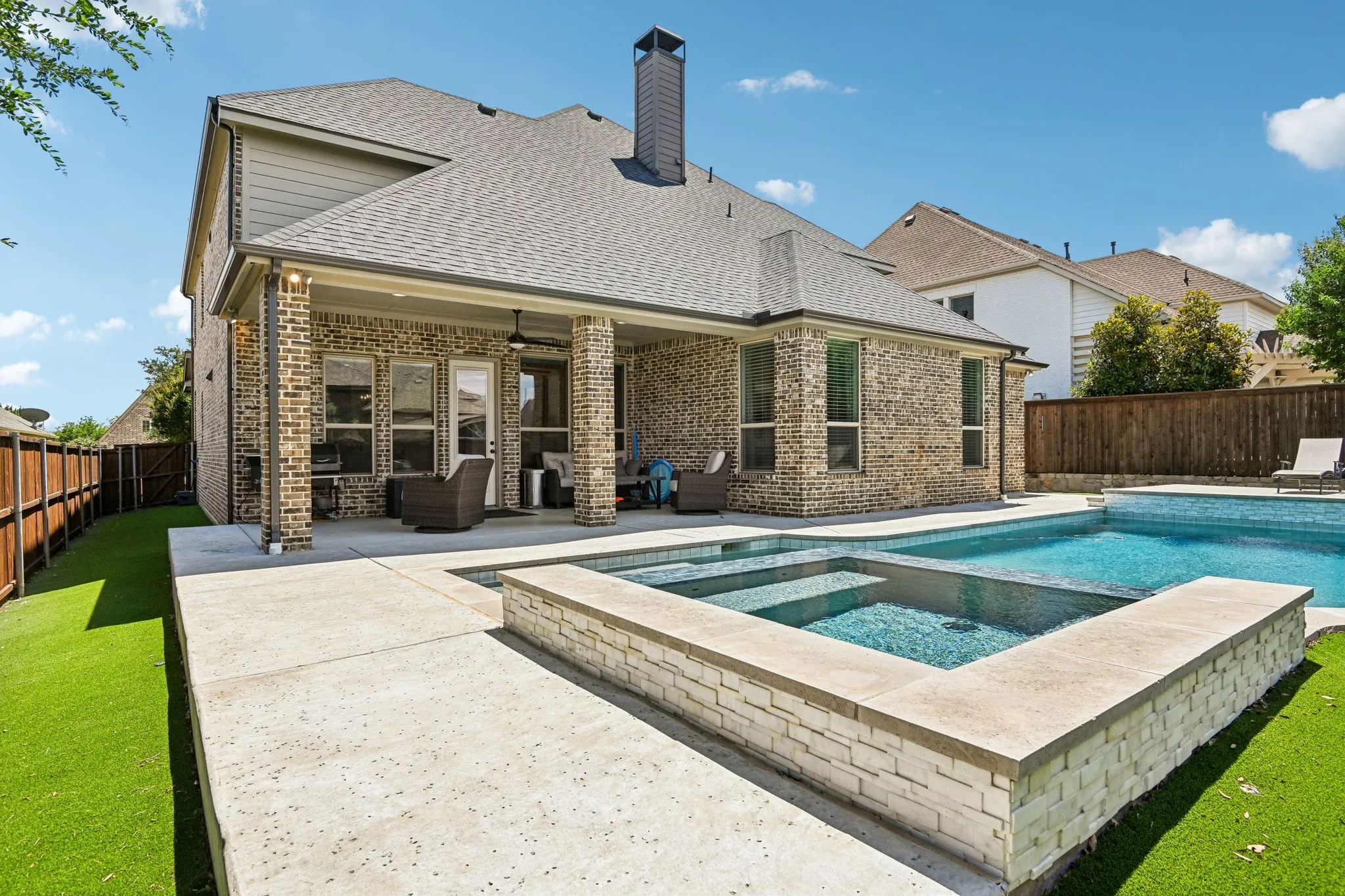 Single Family Residence For Sale in Denton County , 916 Champions Court, Roanoke, Texas 76262, 5 Bedroom, 4 Bathroom, 3 Garage spaces, 3,972 Sqft, built in 2015, mls#21286592, Real Estate Agent in Roanoke, Homes For Sale in Denton county, Homes For Sale in Roanoke, Realtor in Roanoke Texas, Real Estate Brokerage Independent Realty Texas, Luminita Cordes Realtor