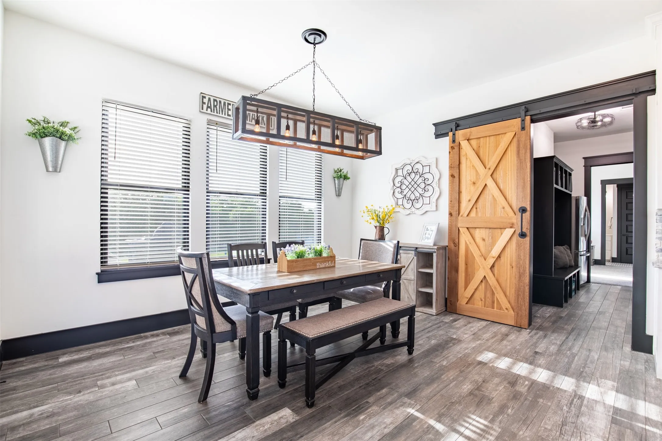 Breakfast nook provide ample seating and overlooks the backyard and covered patio