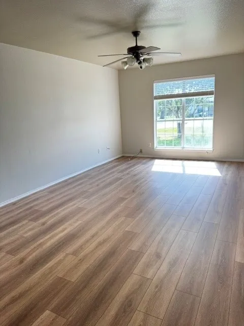 Duplex For Rent in Collin County , 303 N Arizona Drive, Celina, Texas 75009, 2 Bedroom, 1 Bathroom, Garage spaces, 1,021 Sqft, built in 1999, mls#21280842, Real Estate Agent in Celina, Homes For Rent in Collin county, Homes For Rent in Celina, Realtor in Celina Texas, Real Estate Brokerage Independent Realty Texas, Luminita Cordes Realtor