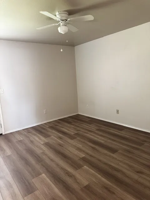 Duplex For Rent in Collin County , 303 N Arizona Drive, Celina, Texas 75009, 2 Bedroom, 1 Bathroom, Garage spaces, 1,021 Sqft, built in 1999, mls#21280842, Real Estate Agent in Celina, Homes For Rent in Collin county, Homes For Rent in Celina, Realtor in Celina Texas, Real Estate Brokerage Independent Realty Texas, Luminita Cordes Realtor
