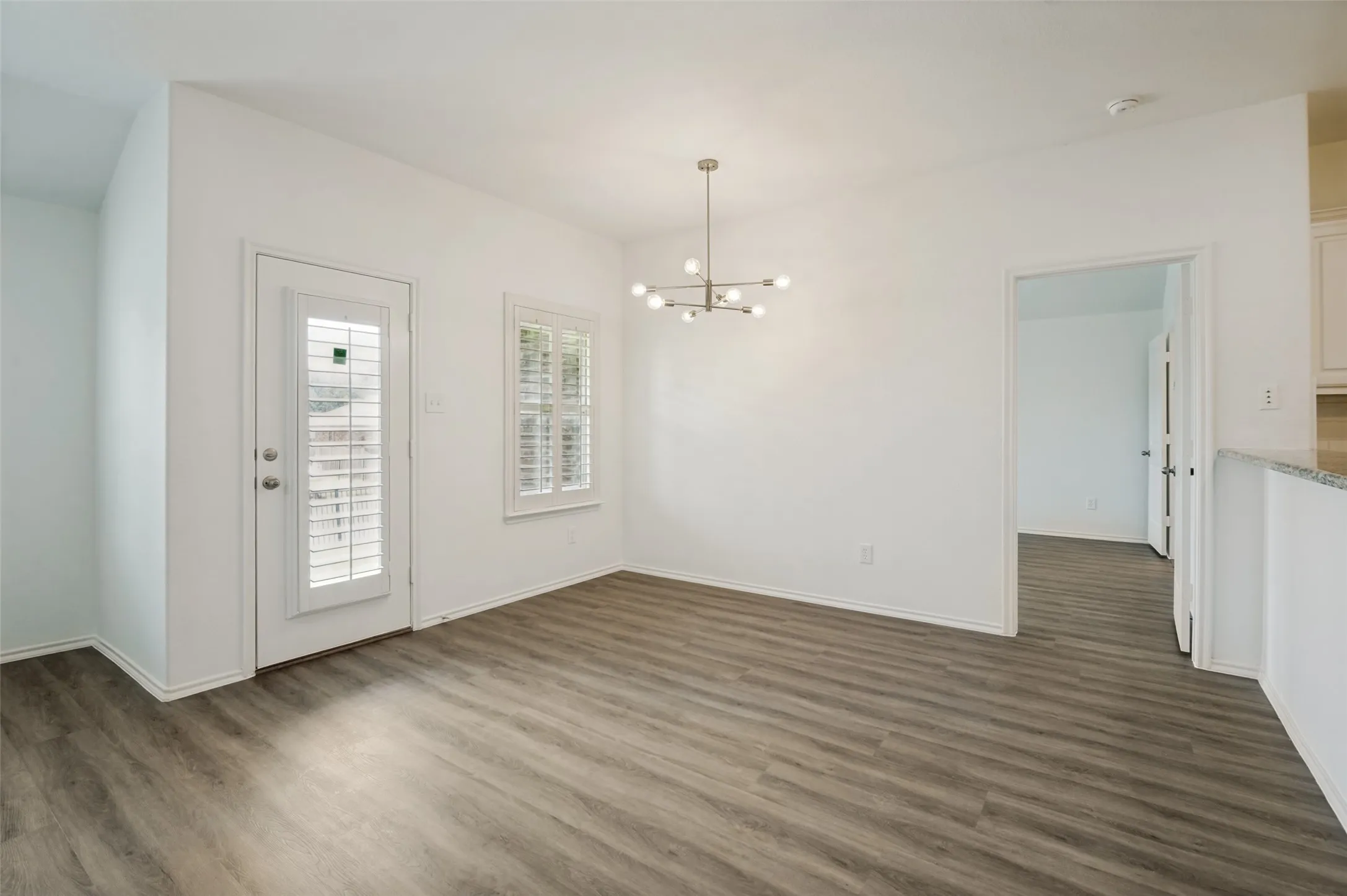 Single Family Residence For Sale in Denton County , 1097 Luton Drive, Prosper, Texas 75078, 3 Bedrooms, 2 Bathrooms, 2 Garage spaces, 1,882 Sqft, built in 2010, Price $375,000, mls#21286651, Real Estate Agent in Prosper, Homes For Sale in Denton county, Homes For Sale in Prosper, Realtor in Prosper Texas, Real Estate Brokerage Independent Realty Texas, Luminita Cordes Realtor