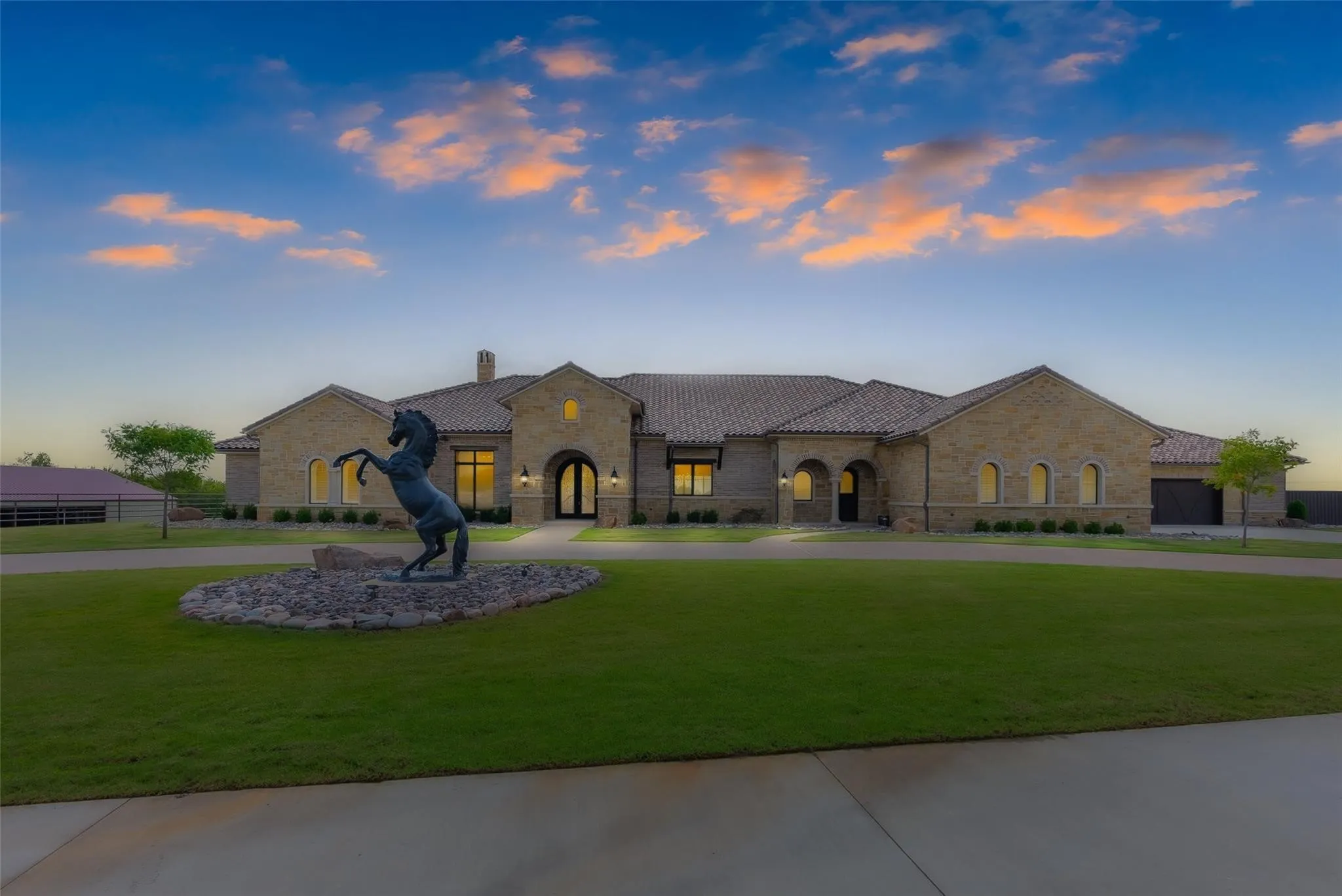 Single Family Residence For Sale in Collin County , 5825 County Road 173, Celina, Texas 75009, 5 Bedroom, 5 Bathroom, 4 Garage spaces, 10,939 Sqft, built in 2019, mls#21276872, Real Estate Agent in Celina, Homes For Sale in Collin county, Homes For Sale in Celina, Realtor in Celina Texas, Real Estate Brokerage Independent Realty Texas, Luminita Cordes Realtor