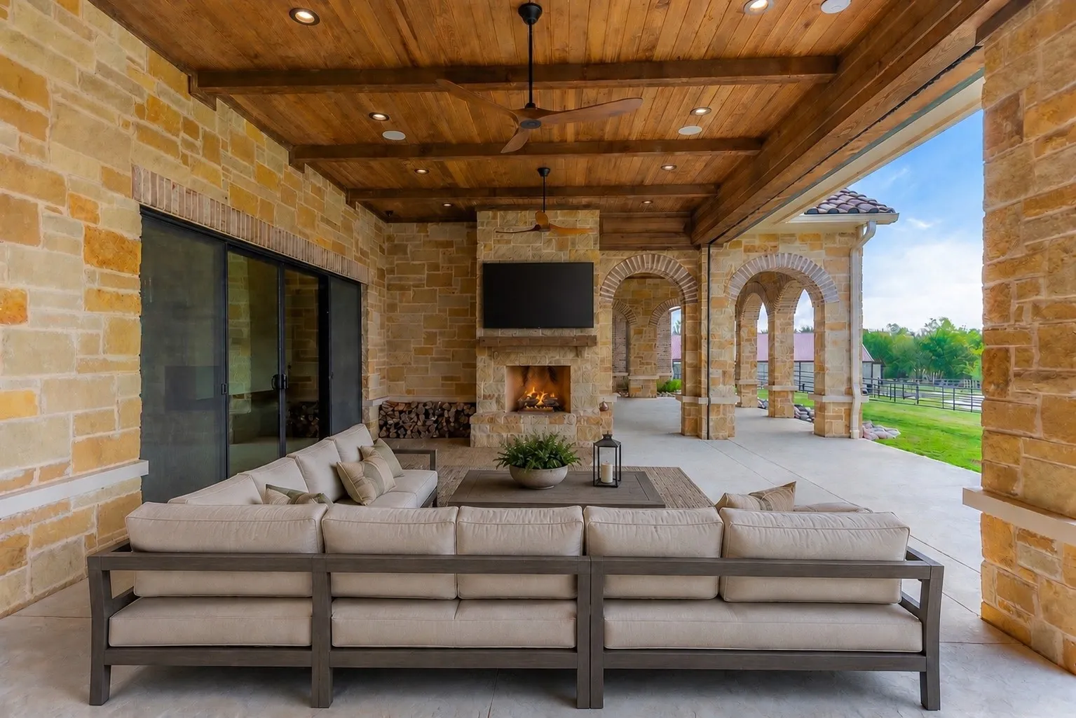 Single Family Residence For Sale in Collin County , 5825 County Road 173, Celina, Texas 75009, 5 Bedroom, 5 Bathroom, 4 Garage spaces, 10,939 Sqft, built in 2019, mls#21276872, Real Estate Agent in Celina, Homes For Sale in Collin county, Homes For Sale in Celina, Realtor in Celina Texas, Real Estate Brokerage Independent Realty Texas, Luminita Cordes Realtor