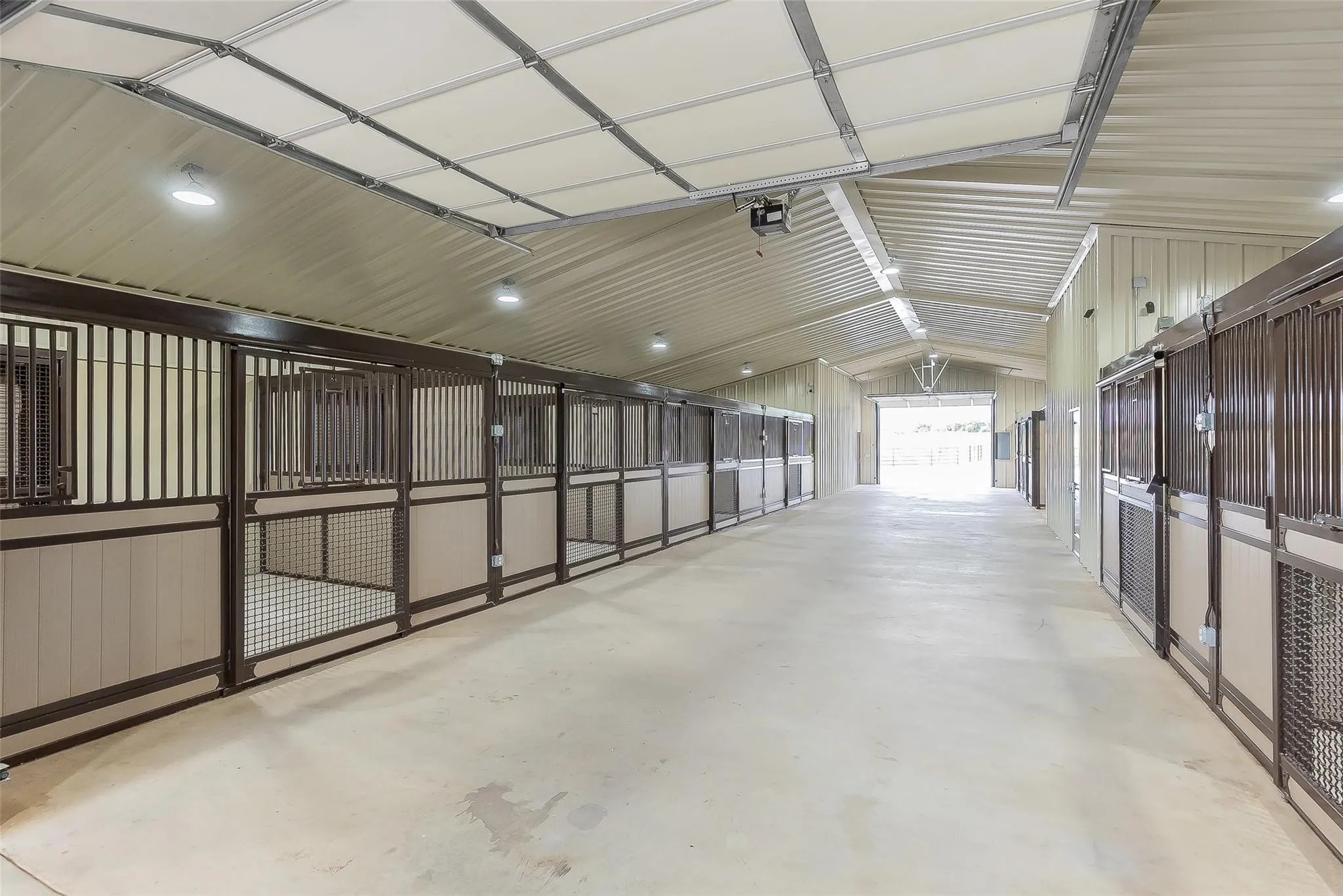 Single Family Residence For Sale in Collin County , 5825 County Road 173, Celina, Texas 75009, 5 Bedroom, 5 Bathroom, 4 Garage spaces, 10,939 Sqft, built in 2019, mls#21276872, Real Estate Agent in Celina, Homes For Sale in Collin county, Homes For Sale in Celina, Realtor in Celina Texas, Real Estate Brokerage Independent Realty Texas, Luminita Cordes Realtor