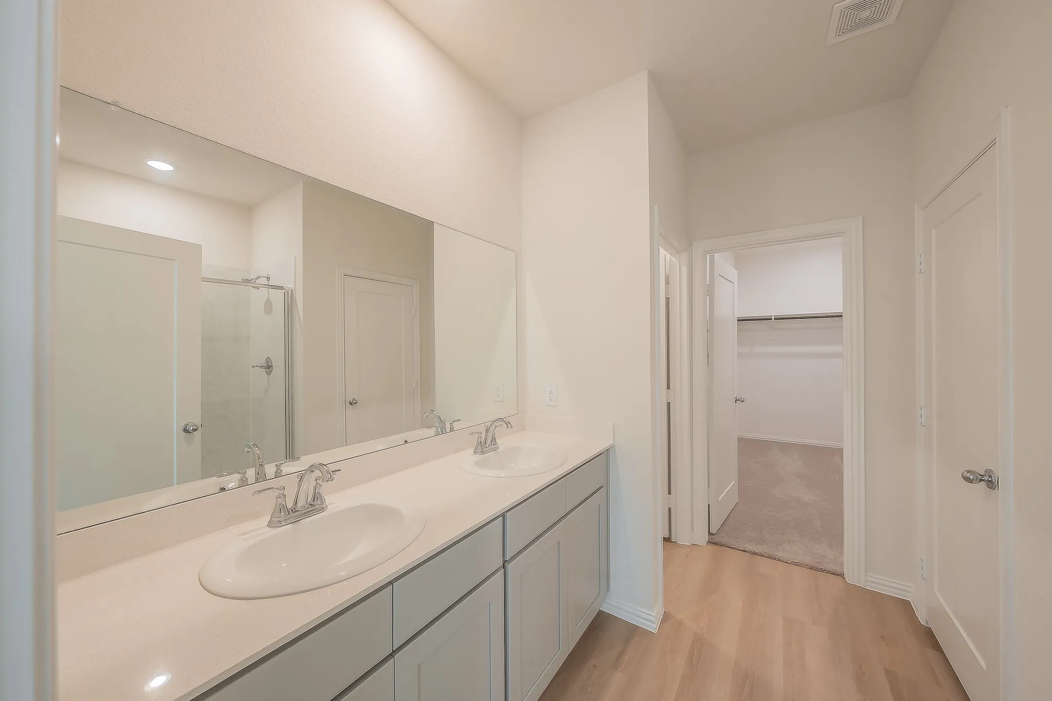 Single Family Residence For Sale in Johnson County , 121 Kylie Street, Cleburne, Texas 76031, 4 Bedroom, 3 Bathroom, 2 Garage spaces, 2,189 Sqft, built in 2024, mls#21286668, Real Estate Agent in Cleburne, Homes For Sale in Johnson county, Homes For Sale in Cleburne, Realtor in Cleburne Texas, Real Estate Brokerage Independent Realty Texas, Luminita Cordes Realtor
