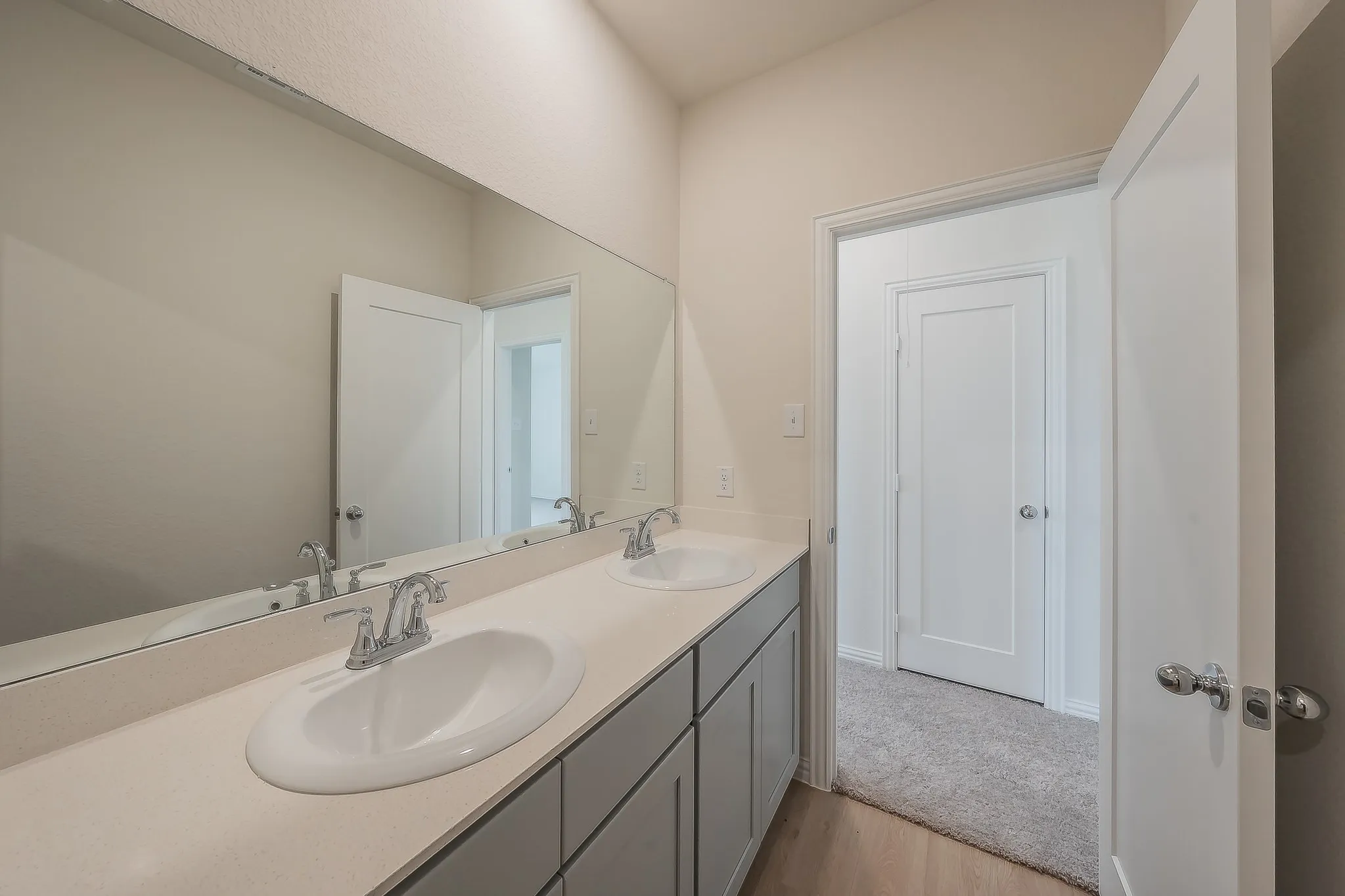 Single Family Residence For Sale in Johnson County , 121 Kylie Street, Cleburne, Texas 76031, 4 Bedroom, 3 Bathroom, 2 Garage spaces, 2,189 Sqft, built in 2024, mls#21286668, Real Estate Agent in Cleburne, Homes For Sale in Johnson county, Homes For Sale in Cleburne, Realtor in Cleburne Texas, Real Estate Brokerage Independent Realty Texas, Luminita Cordes Realtor