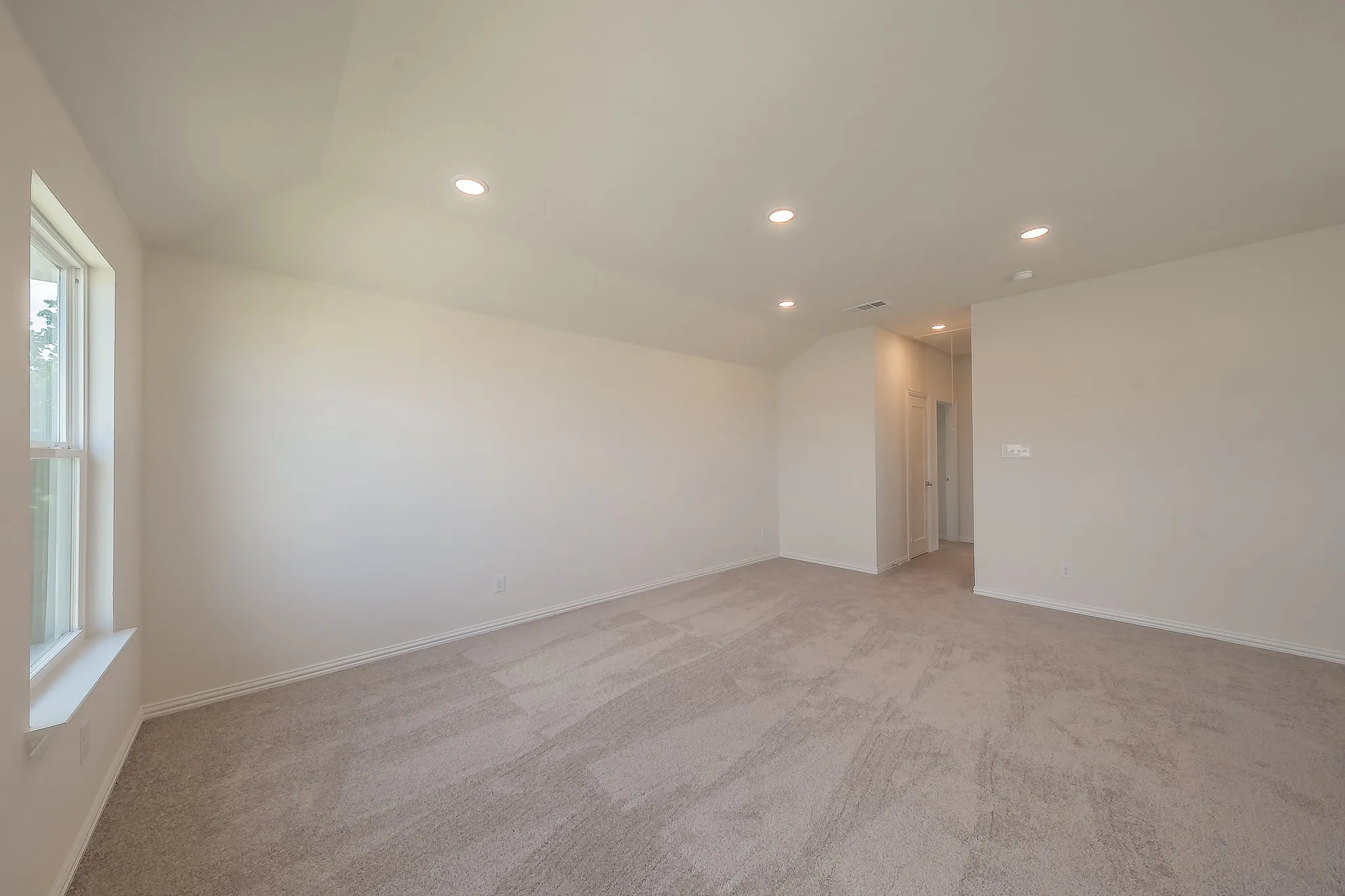 Single Family Residence For Sale in Johnson County , 121 Kylie Street, Cleburne, Texas 76031, 4 Bedroom, 3 Bathroom, 2 Garage spaces, 2,189 Sqft, built in 2024, mls#21286668, Real Estate Agent in Cleburne, Homes For Sale in Johnson county, Homes For Sale in Cleburne, Realtor in Cleburne Texas, Real Estate Brokerage Independent Realty Texas, Luminita Cordes Realtor