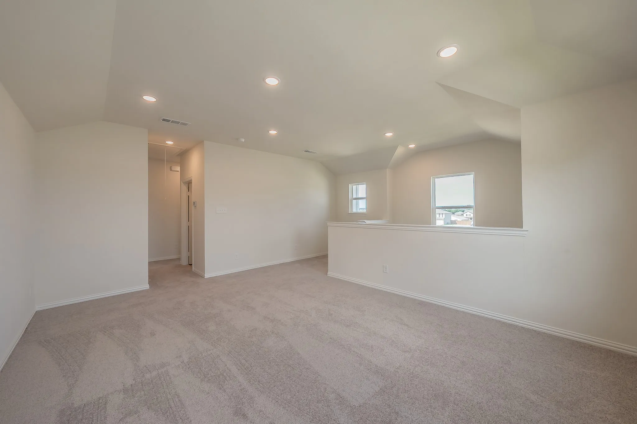 Single Family Residence For Sale in Johnson County , 121 Kylie Street, Cleburne, Texas 76031, 4 Bedroom, 3 Bathroom, 2 Garage spaces, 2,189 Sqft, built in 2024, mls#21286668, Real Estate Agent in Cleburne, Homes For Sale in Johnson county, Homes For Sale in Cleburne, Realtor in Cleburne Texas, Real Estate Brokerage Independent Realty Texas, Luminita Cordes Realtor