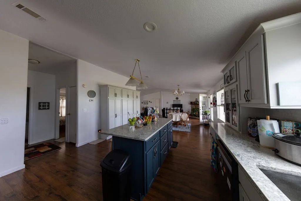Mobile Home For Sale in Stephens County , 4544 scenic dr Drive, Breckenridge, Texas 76424, 3 Bedrooms, 2 Bathrooms, 2 Garage spaces, 1,920 Sqft, built in 1997, Price $285,000, mls#21286677, Real Estate Agent in Breckenridge, Homes For Sale in Stephens county, Homes For Sale in Breckenridge, Realtor in Breckenridge Texas, Real Estate Brokerage Independent Realty Texas, Luminita Cordes Realtor