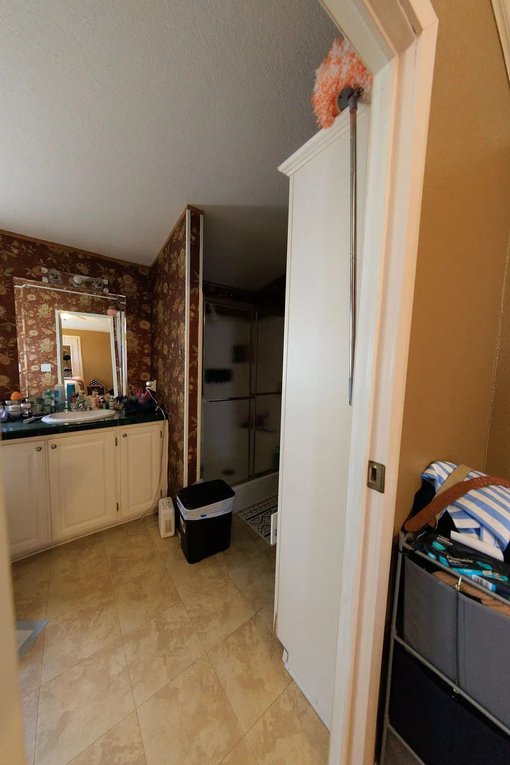 Mobile Home For Sale in Stephens County , 4544 scenic dr Drive, Breckenridge, Texas 76424, 3 Bedrooms, 2 Bathrooms, 2 Garage spaces, 1,920 Sqft, built in 1997, Price $285,000, mls#21286677, Real Estate Agent in Breckenridge, Homes For Sale in Stephens county, Homes For Sale in Breckenridge, Realtor in Breckenridge Texas, Real Estate Brokerage Independent Realty Texas, Luminita Cordes Realtor