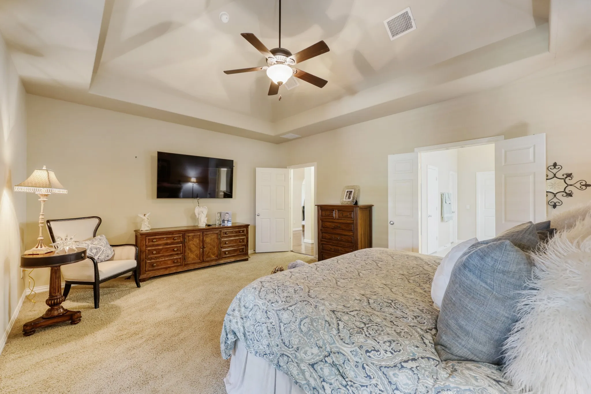 Single Family Residence For Sale in Collin County , 10096 Drawbridge Drive, Frisco, Texas 75035, 4 Bedroom, 4 Bathroom, 3 Garage spaces, 3,955 Sqft, built in 2011, mls#21283489, Real Estate Agent in Frisco, Homes For Sale in Collin county, Homes For Sale in Frisco, Realtor in Frisco Texas, Real Estate Brokerage Independent Realty Texas, Luminita Cordes Realtor