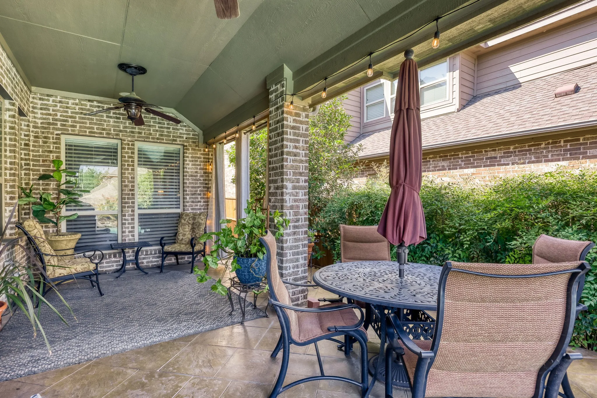 Single Family Residence For Sale in Collin County , 10096 Drawbridge Drive, Frisco, Texas 75035, 4 Bedroom, 4 Bathroom, 3 Garage spaces, 3,955 Sqft, built in 2011, mls#21283489, Real Estate Agent in Frisco, Homes For Sale in Collin county, Homes For Sale in Frisco, Realtor in Frisco Texas, Real Estate Brokerage Independent Realty Texas, Luminita Cordes Realtor