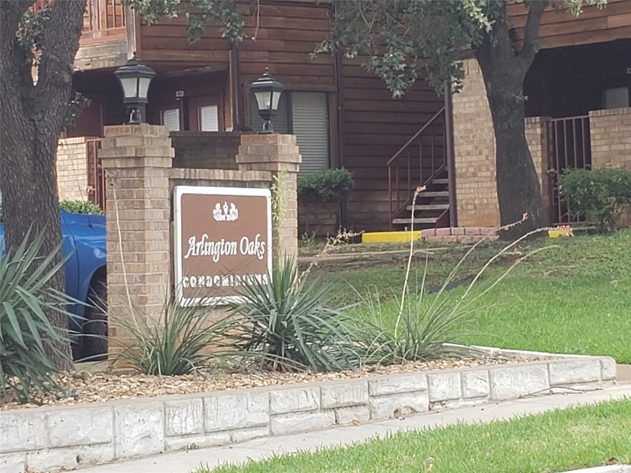 Condominium For Rent in Tarrant County , 2305 Basil Drive D301, Arlington, Texas 76006, 1 Bedroom, 1 Bathroom, Garage spaces, 535 Sqft, built in 1981, mls#21286708, Real Estate Agent in Arlington, Homes For Rent in Tarrant county, Homes For Rent in Arlington, Realtor in Arlington Texas, Real Estate Brokerage Independent Realty Texas, Luminita Cordes Realtor